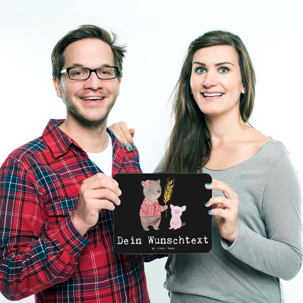 Personalisiertes Mauspad Bäuerin mit Herz Personalisiertes Mousepad, Personalisiertes Mouse Pad, Personalisiertes Mauspad, Mauspad mit Namen, Mousepad mit Namen, Mauspad bedrucken, Mousepad bedrucken, Namensaufdruck, selbst bedrucken, Arbeitszimmer Geschenk, Büro Geschenk, Mouse Pad mit Namen, Selbst bedrucken, Individuelles Mauspad, Einzigartiges Mauspad, Mauspad mit Namen gestalten, Beruf, Ausbildung, Jubiläum, Abschied, Rente, Kollege, Kollegin, Geschenk, Schenken, Arbeitskollege, Mitarbeiter, Firma, Danke, Dankeschön, Landwirtin, Bäuerin, Tierwirtin, Agronomin, Farmerin, Bauernhof