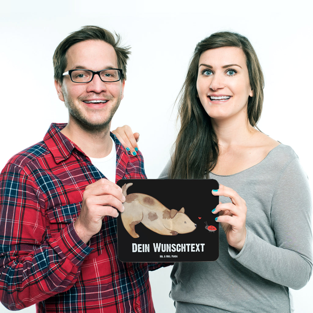 Personalisiertes Mauspad Hund Marienkäfer Personalisiertes Mousepad, Personalisiertes Mouse Pad, Personalisiertes Mauspad, Mauspad mit Namen, Mousepad mit Namen, Mauspad bedrucken, Mousepad bedrucken, Namensaufdruck, selbst bedrucken, Arbeitszimmer Geschenk, Büro Geschenk, Mouse Pad mit Namen, Selbst bedrucken, Individuelles Mauspad, Einzigartiges Mauspad, Mauspad mit Namen gestalten, Hund, Hundemotiv, Haustier, Hunderasse, Tierliebhaber, Hundebesitzer, Sprüche, Hunde, Hundespruch, Marienkäfer, Mischling, Mischlinghund