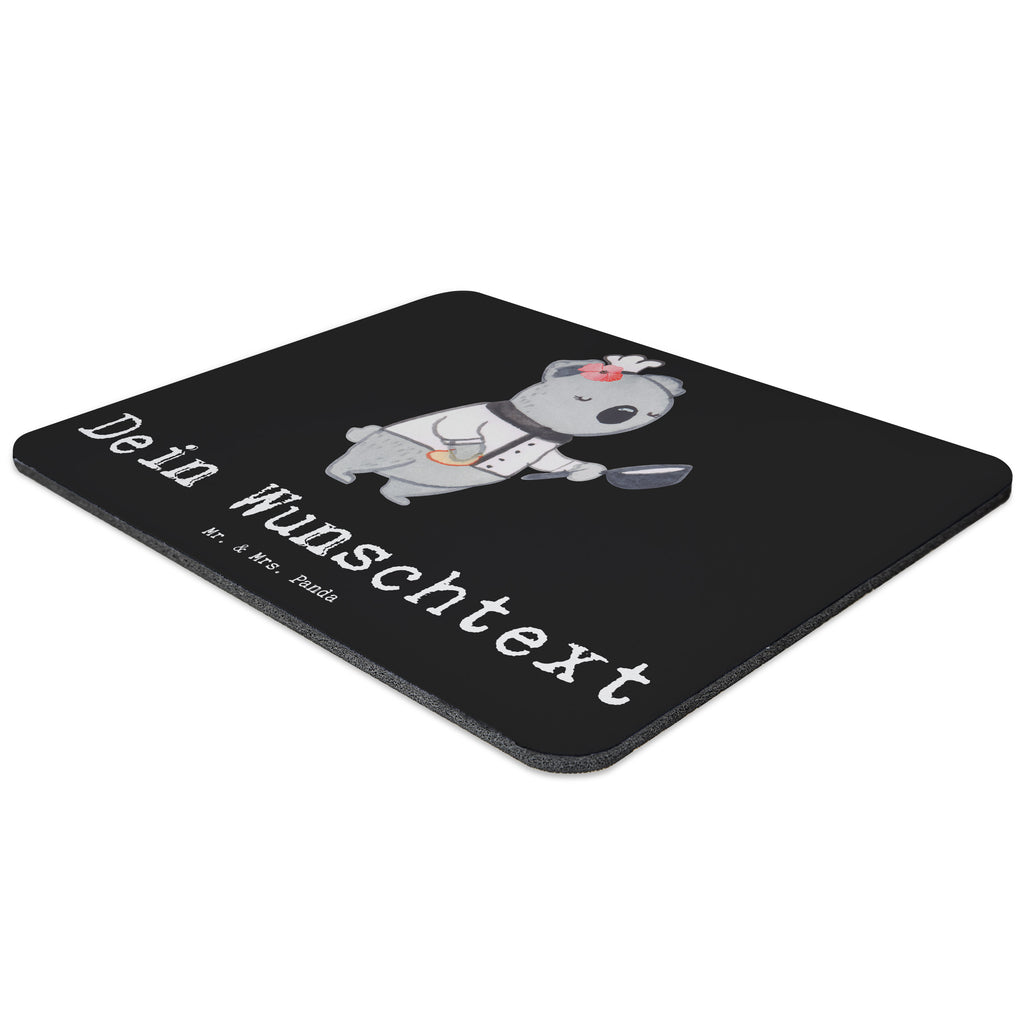 Personalisiertes Mauspad Beiköchin mit Herz Personalisiertes Mousepad, Personalisiertes Mouse Pad, Personalisiertes Mauspad, Mauspad mit Namen, Mousepad mit Namen, Mauspad bedrucken, Mousepad bedrucken, Namensaufdruck, selbst bedrucken, Arbeitszimmer Geschenk, Büro Geschenk, Mouse Pad mit Namen, Selbst bedrucken, Individuelles Mauspad, Einzigartiges Mauspad, Mauspad mit Namen gestalten, Beruf, Ausbildung, Jubiläum, Abschied, Rente, Kollege, Kollegin, Geschenk, Schenken, Arbeitskollege, Mitarbeiter, Firma, Danke, Dankeschön, Beiköchin, Spülhilfe, Hilfsköchin, Jungkoch, Küchenhilfe, Gastronomie, Restaurant, Köchin