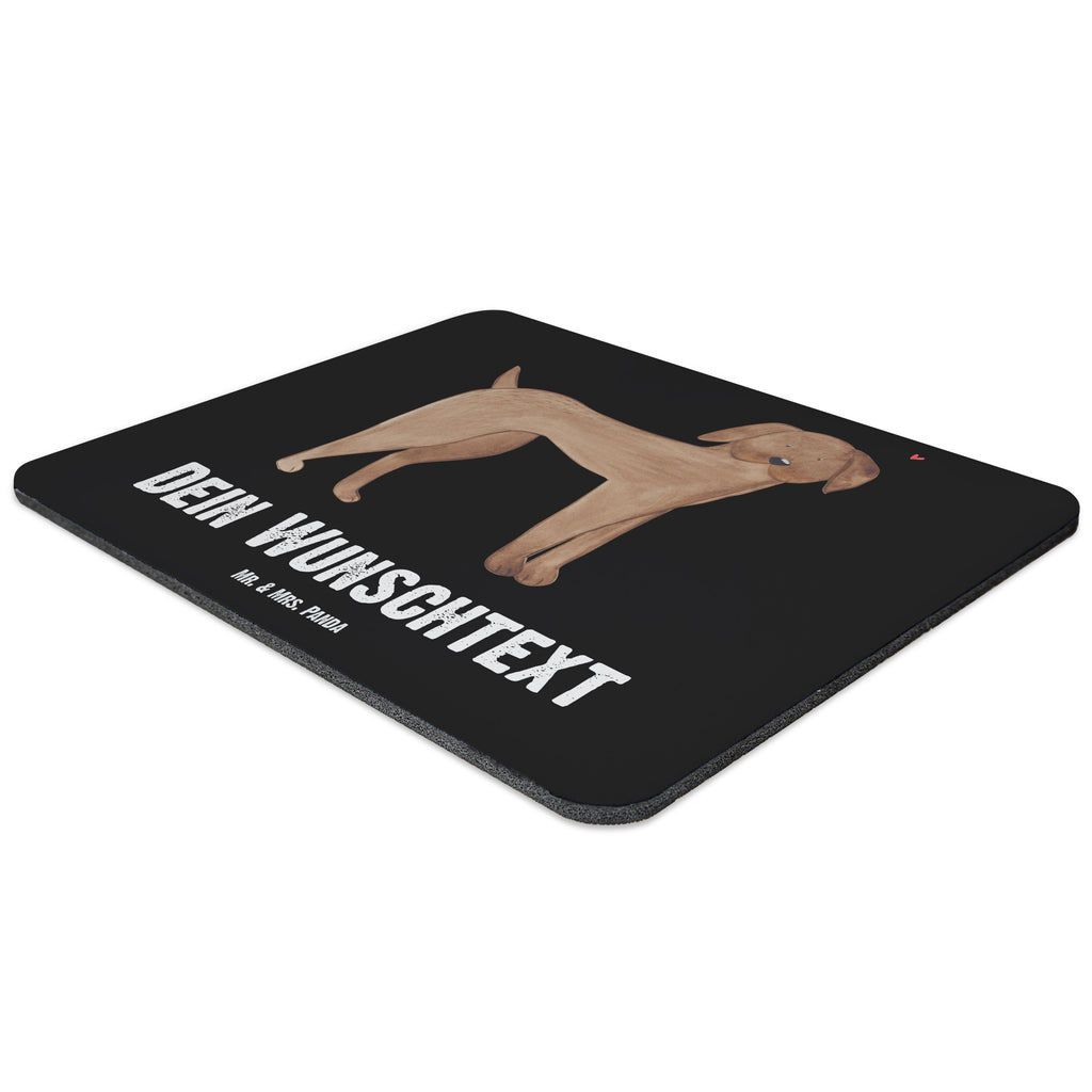 Personalisiertes Mauspad Hund Dogge Personalisiertes Mousepad, Personalisiertes Mouse Pad, Personalisiertes Mauspad, Mauspad mit Namen, Mousepad mit Namen, Mauspad bedrucken, Mousepad bedrucken, Namensaufdruck, selbst bedrucken, Arbeitszimmer Geschenk, Büro Geschenk, Mouse Pad mit Namen, Selbst bedrucken, Individuelles Mauspad, Einzigartiges Mauspad, Mauspad mit Namen gestalten, Hund, Hundemotiv, Haustier, Hunderasse, Tierliebhaber, Hundebesitzer, Sprüche, Hunde, Dogge, Deutsche Dogge, Great Dane