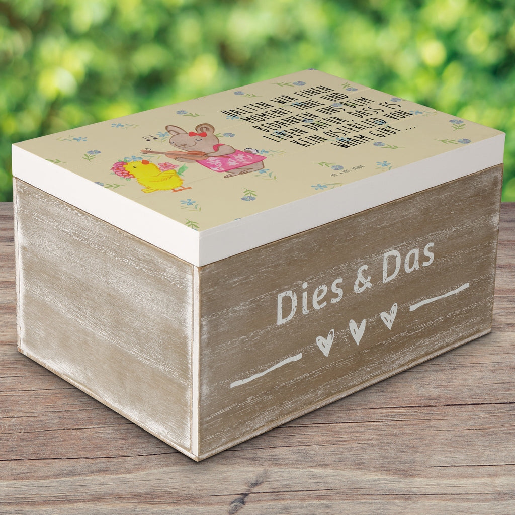 Holzkiste Ostern Frühlingsgefühle Holzkiste, Kiste, Schatzkiste, Truhe, Schatulle, XXL, Erinnerungsbox, Erinnerungskiste, Dekokiste, Aufbewahrungsbox, Ostern, Osterhase, Ostergeschenke, Osternest, Osterdeko, Geschenk zu Ostern, Ostergrüße, Ostereier, Frühling, Frühlingsgefühle, Hase, Küken, Osterküken, Musik, Osterlieder