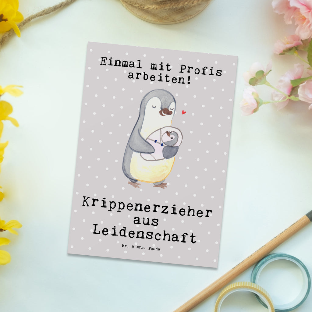 Postkarte Krippenerzieher aus Leidenschaft Geschenkkarte, Grußkarte, Karte, Einladung, Ansichtskarte, Geburtstagskarte, Einladungskarte, Beruf, Ausbildung, Jubiläum, Abschied, Rente, Kollege, Kollegin, Geschenk, Schenken, Arbeitskollege, Mitarbeiter, Firma, Danke, Dankeschön, Krippenerzieher, Kindertagesstätte, KITA, Eröffnung, Erzieher, Pädagoge