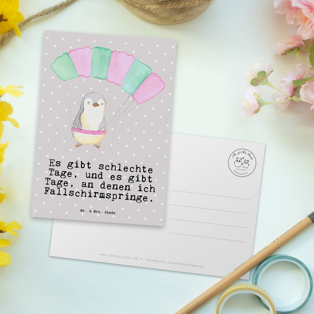 Postkarte Pinguin Fallschirm springen Tage Geschenkkarte, Grußkarte, Karte, Einladung, Ansichtskarte, Geburtstagskarte, Einladungskarte, Dankeskarte, Geschenk, Sport, Sportart, Hobby, Schenken, Danke, Dankeschön, Auszeichnung, Gewinn, Sportler, Fallschirmspringen, Skydive, Fallschirmsprung