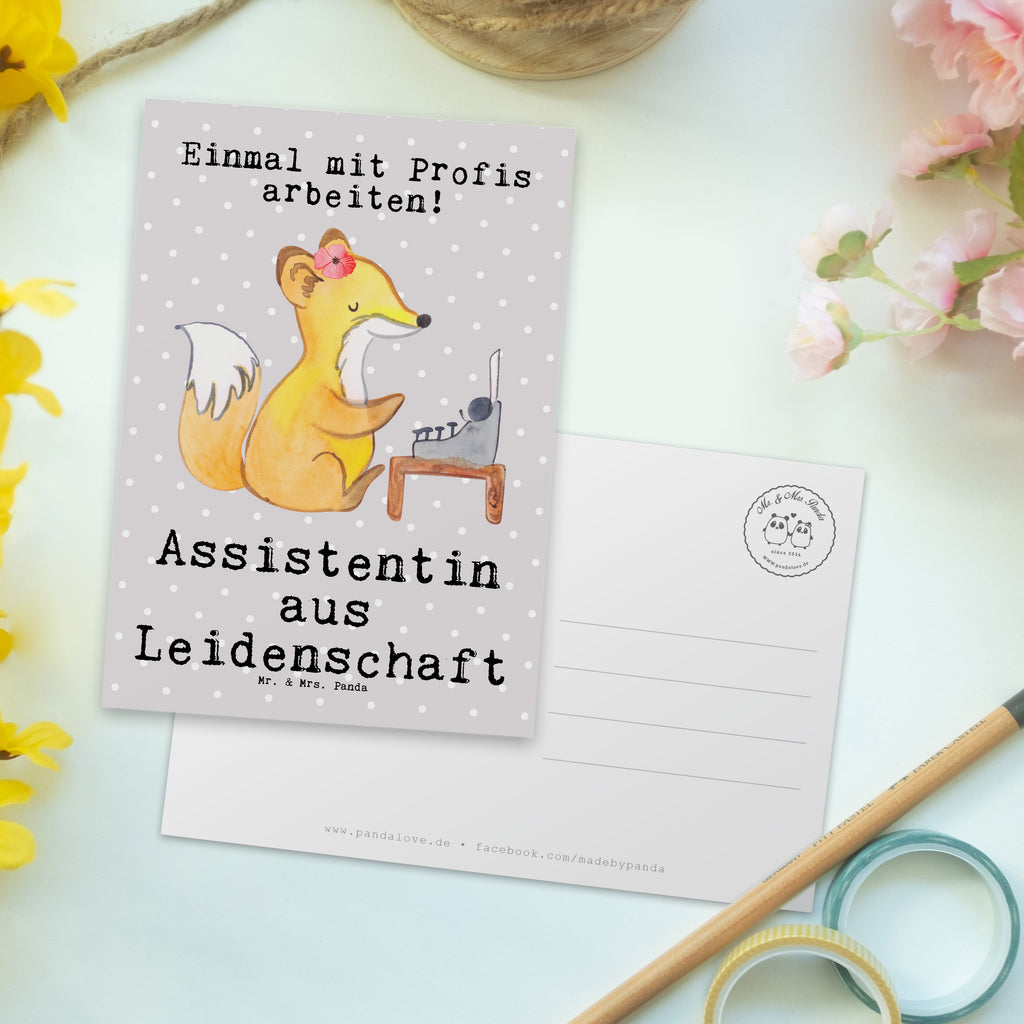 Postkarte Assistentin aus Leidenschaft Geschenkkarte, Grußkarte, Karte, Einladung, Ansichtskarte, Geburtstagskarte, Einladungskarte, Dankeskarte, Beruf, Ausbildung, Jubiläum, Abschied, Rente, Kollege, Kollegin, Geschenk, Schenken, Arbeitskollege, Mitarbeiter, Firma, Danke, Dankeschön