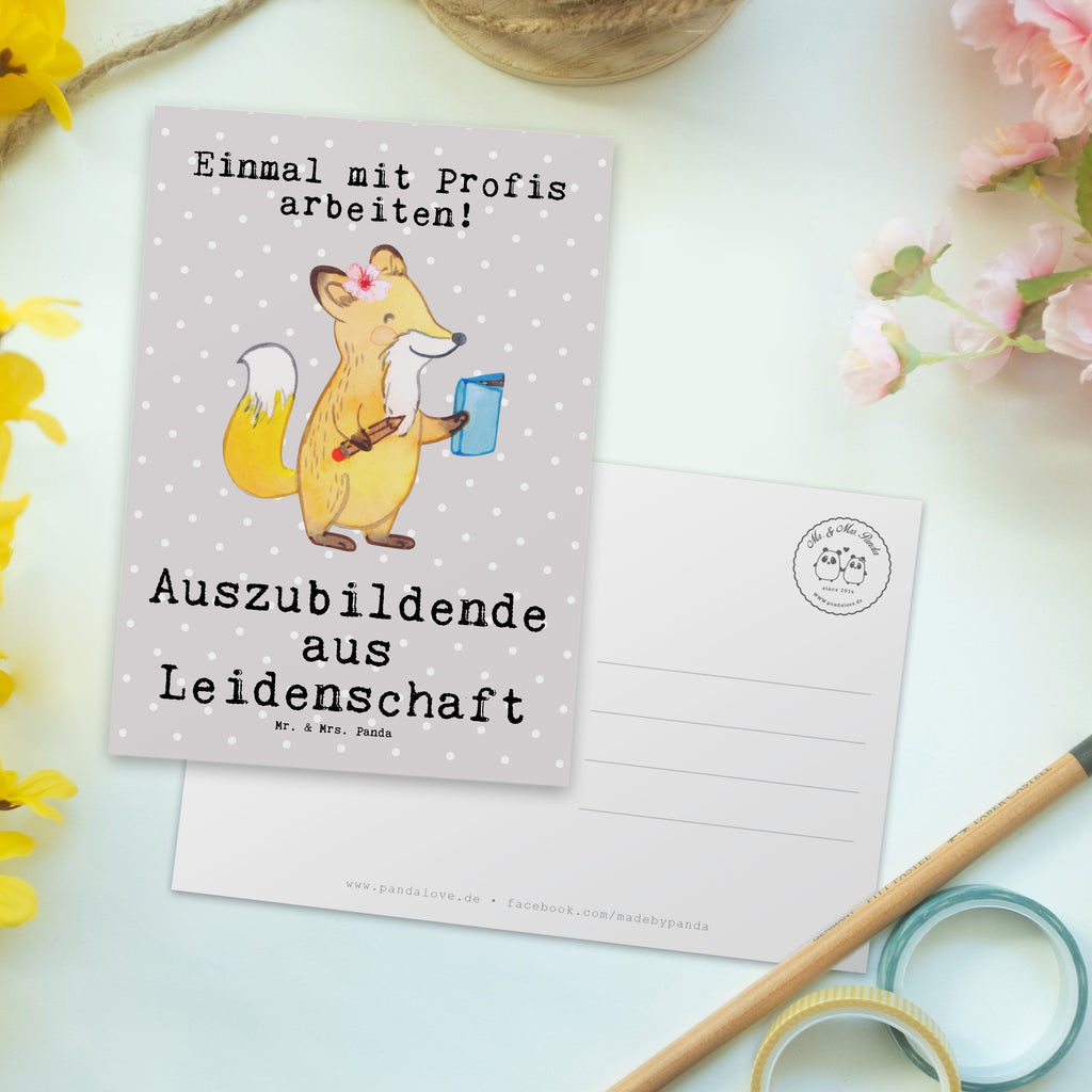 Postkarte Auszubildende aus Leidenschaft Geschenkkarte, Grußkarte, Karte, Einladung, Ansichtskarte, Geburtstagskarte, Einladungskarte, Dankeskarte, Beruf, Ausbildung, Jubiläum, Abschied, Rente, Kollege, Kollegin, Geschenk, Schenken, Arbeitskollege, Mitarbeiter, Firma, Danke, Dankeschön, Auszubildende, Azubine, Ausbildungsbeginn, Abschlussprüfung, Beginn der Ausbildung, Glücksbringer zur Ausbildung
