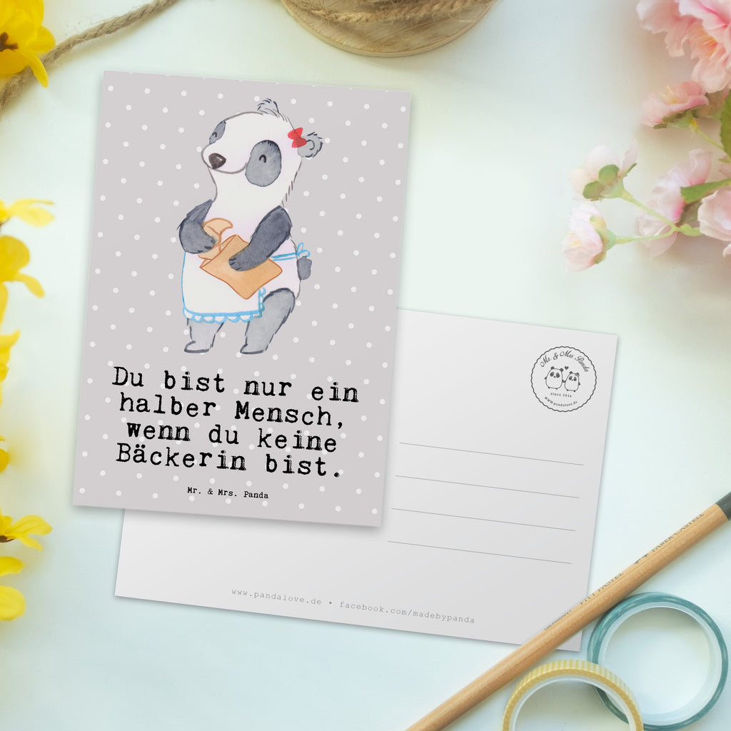 Postkarte Bäckerin mit Herz Geschenkkarte, Grußkarte, Karte, Einladung, Ansichtskarte, Geburtstagskarte, Einladungskarte, Beruf, Ausbildung, Jubiläum, Abschied, Rente, Kollege, Kollegin, Geschenk, Schenken, Arbeitskollege, Mitarbeiter, Firma, Danke, Dankeschön, Bäckerin, Konditorin, Brotbäckerin, Bäckerei, Backstube, Bäckerladen, Brotmanufaktur