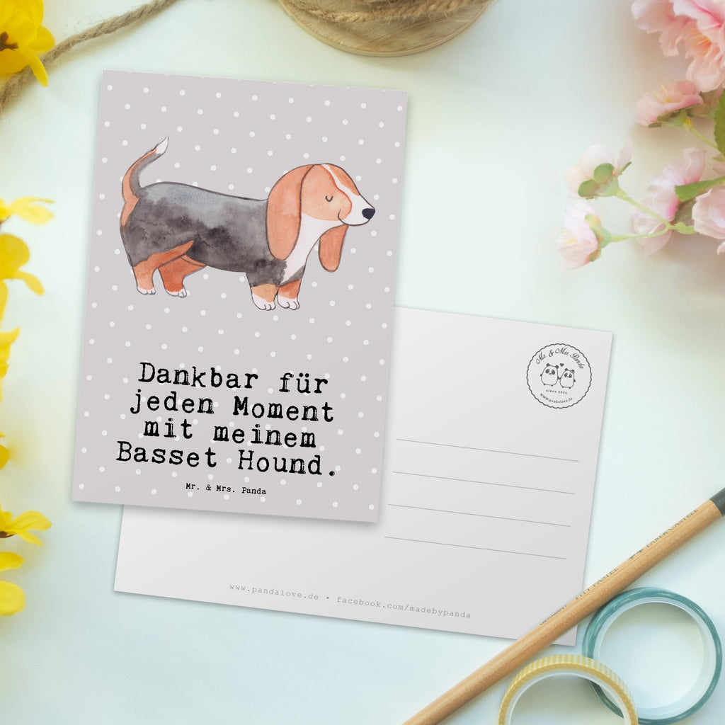 Postkarte Basset Hound Moment Geschenkkarte, Grußkarte, Karte, Einladung, Ansichtskarte, Geburtstagskarte, Einladungskarte, Dankeskarte, Hund, Hunderasse, Rassehund, Hundebesitzer, Geschenk, Tierfreund, Schenken, Welpe, Basset Hound, Basset