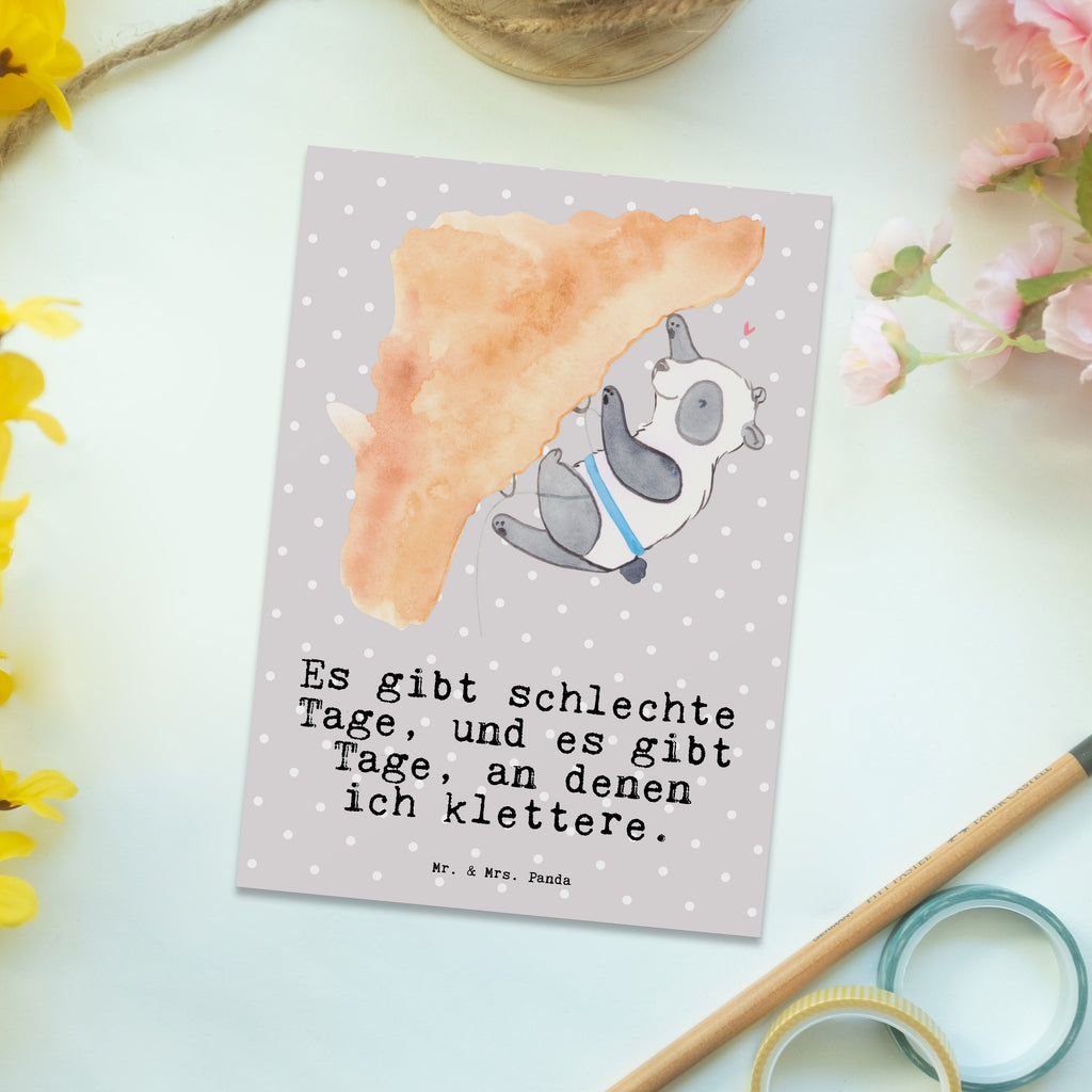 Postkarte Panda Klettern Tage Geschenkkarte, Grußkarte, Karte, Einladung, Ansichtskarte, Geburtstagskarte, Einladungskarte, Dankeskarte, Geschenk, Sport, Sportart, Hobby, Schenken, Danke, Dankeschön, Auszeichnung, Gewinn, Sportler, Klettern, Bouldern, Kletterhalle, Klettersport