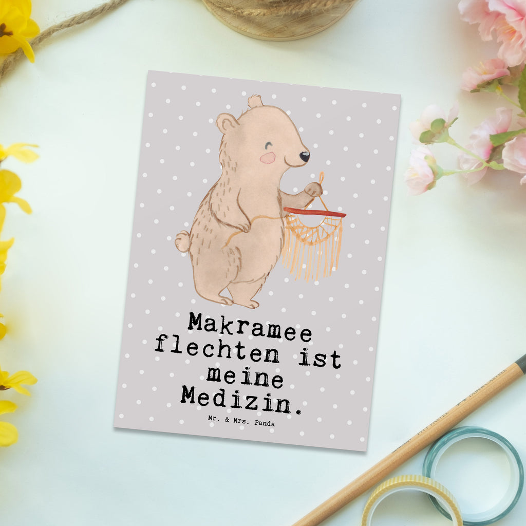 Postkarte Bär Makramee Medizin Geschenkkarte, Grußkarte, Karte, Einladung, Ansichtskarte, Geburtstagskarte, Einladungskarte, Dankeskarte, Geschenk, Sport, Sportart, Hobby, Schenken, Danke, Dankeschön, Auszeichnung, Gewinn, Sportler, Makramee, Basteln, Basteln mit Makramee