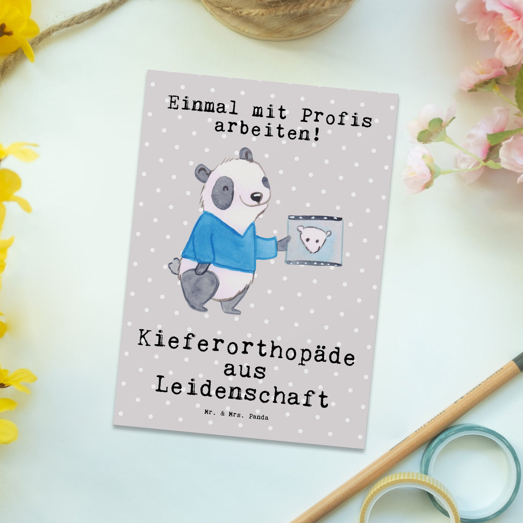 Postkarte Kieferorthopäde aus Leidenschaft Geschenkkarte, Grußkarte, Karte, Einladung, Ansichtskarte, Geburtstagskarte, Einladungskarte, Beruf, Ausbildung, Jubiläum, Abschied, Rente, Kollege, Kollegin, Geschenk, Schenken, Arbeitskollege, Mitarbeiter, Firma, Danke, Dankeschön