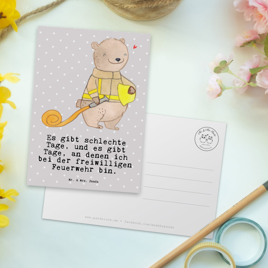 Postkarte Bär Freiwillige Feuerwehr Tage Geschenkkarte, Grußkarte, Karte, Einladung, Ansichtskarte, Geburtstagskarte, Einladungskarte, Dankeskarte, Geschenk, Sport, Sportart, Hobby, Schenken, Danke, Dankeschön, Auszeichnung, Gewinn, Sportler, Freiwillige Feuerwehr, Feuerwehrfest, Jugendfeuerwehr, Feuerwehrdienst, Feuerwehrmannschaft, Feuerwehr-Spruch, Feuerwehreinsatz, Feuerwehr-Ehrung, Tage bei der Feuerwehr