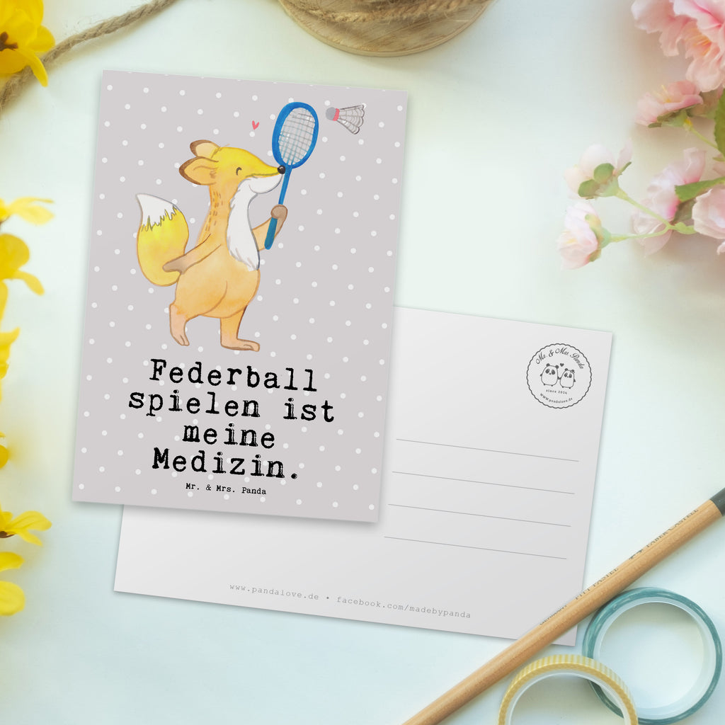 Postkarte Fuchs Federball spielen Medizin Geschenkkarte, Grußkarte, Karte, Einladung, Ansichtskarte, Geburtstagskarte, Einladungskarte, Dankeskarte, Geschenk, Sport, Sportart, Hobby, Schenken, Danke, Dankeschön, Auszeichnung, Gewinn, Sportler, Federball spielen, Badminton