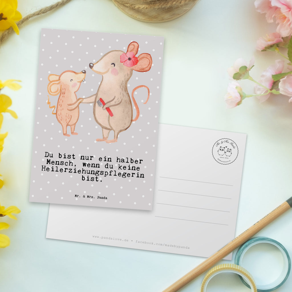 Postkarte Heilerziehungspflegerin mit Herz Geschenkkarte, Grußkarte, Karte, Einladung, Ansichtskarte, Geburtstagskarte, Einladungskarte, Dankeskarte, Beruf, Ausbildung, Jubiläum, Abschied, Rente, Kollege, Kollegin, Geschenk, Schenken, Arbeitskollege, Mitarbeiter, Firma, Danke, Dankeschön, Heilerziehungspflegerin, Heilpädagogin