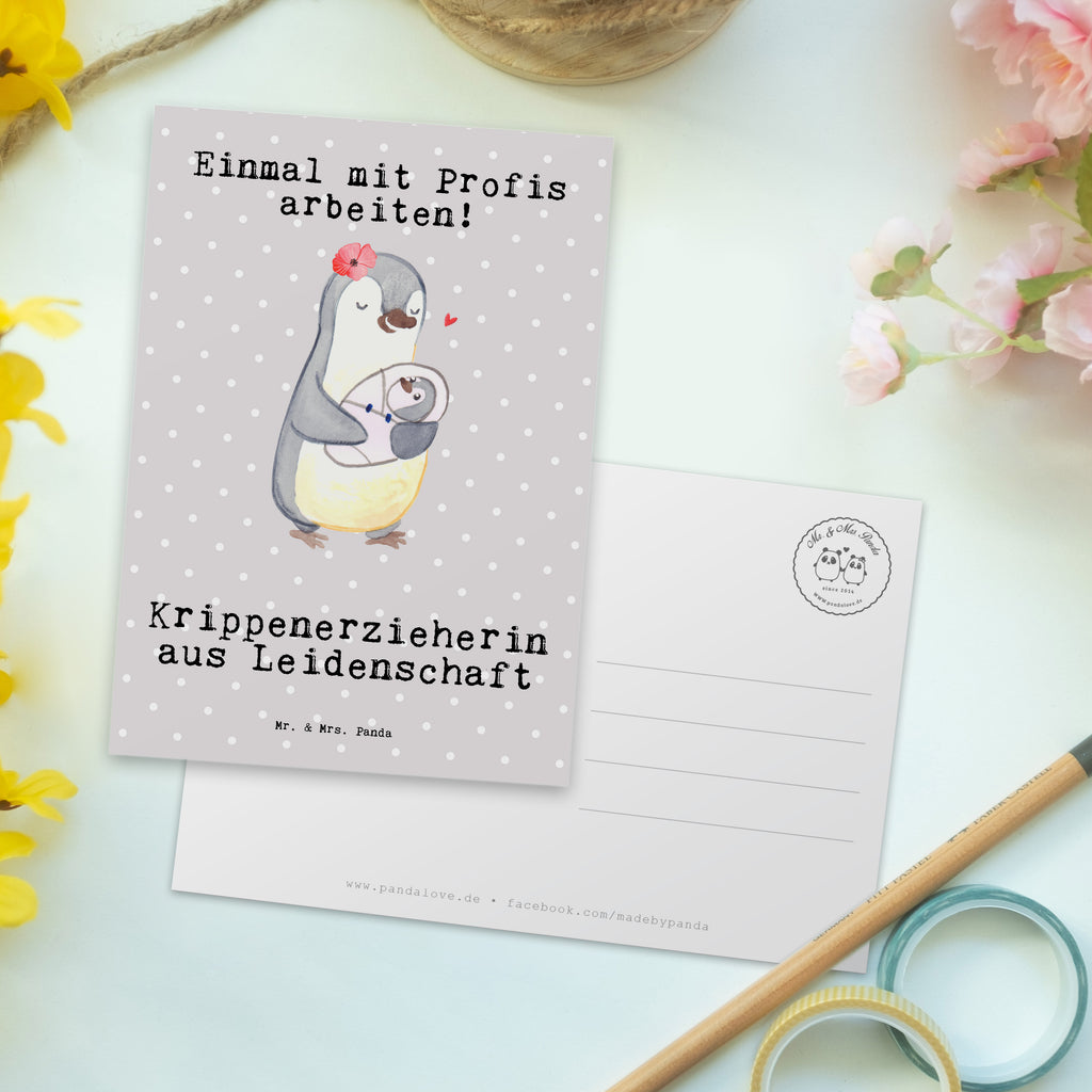 Postkarte Krippenerzieherin aus Leidenschaft Geschenkkarte, Grußkarte, Karte, Einladung, Ansichtskarte, Geburtstagskarte, Einladungskarte, Dankeskarte, Beruf, Ausbildung, Jubiläum, Abschied, Rente, Kollege, Kollegin, Geschenk, Schenken, Arbeitskollege, Mitarbeiter, Firma, Danke, Dankeschön, Krippenerzieherin, Kindertagesstätte, KITA, Eröffnung, Erzieherin, Pädagogin