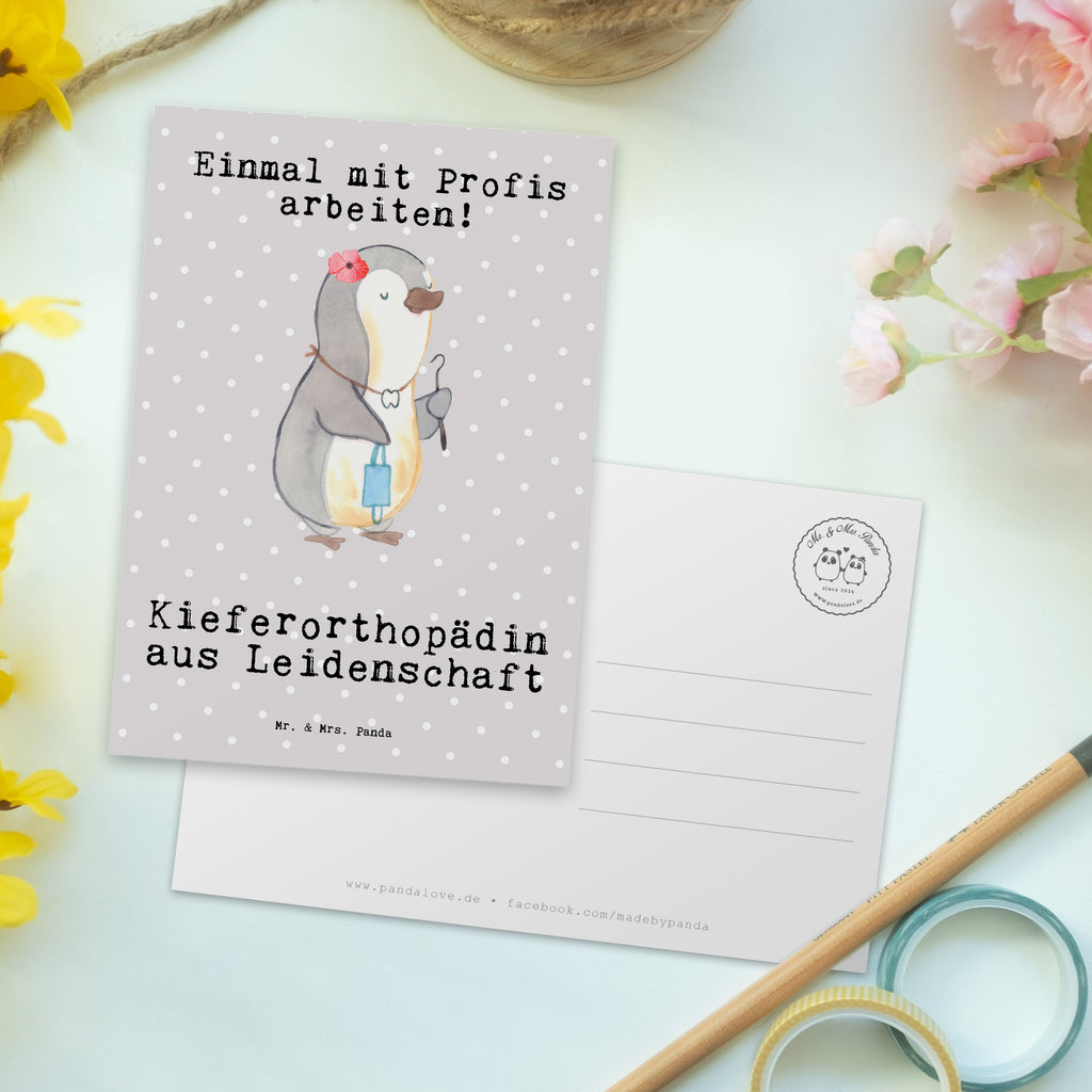 Postkarte Kieferorthopädin aus Leidenschaft Geschenkkarte, Grußkarte, Karte, Einladung, Ansichtskarte, Geburtstagskarte, Einladungskarte, Dankeskarte, Beruf, Ausbildung, Jubiläum, Abschied, Rente, Kollege, Kollegin, Geschenk, Schenken, Arbeitskollege, Mitarbeiter, Firma, Danke, Dankeschön