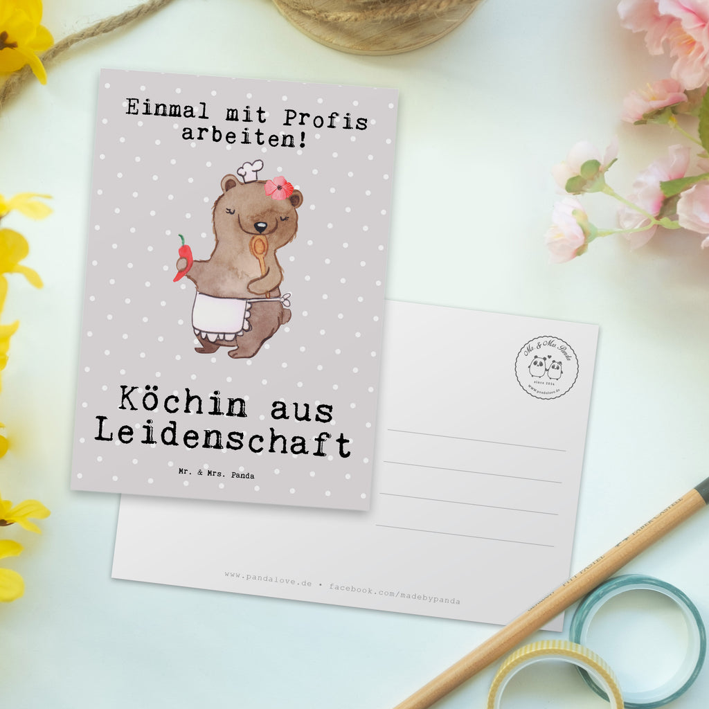 Postkarte Köchin aus Leidenschaft Geschenkkarte, Grußkarte, Karte, Einladung, Ansichtskarte, Geburtstagskarte, Einladungskarte, Dankeskarte, Beruf, Ausbildung, Jubiläum, Abschied, Rente, Kollege, Kollegin, Geschenk, Schenken, Arbeitskollege, Mitarbeiter, Firma, Danke, Dankeschön, Köchin, Chefköchin, Küchenchefin, Küchenmeisterin, Schiffsköchin, Sterneköchin, Fernsehköchin, Restaurant