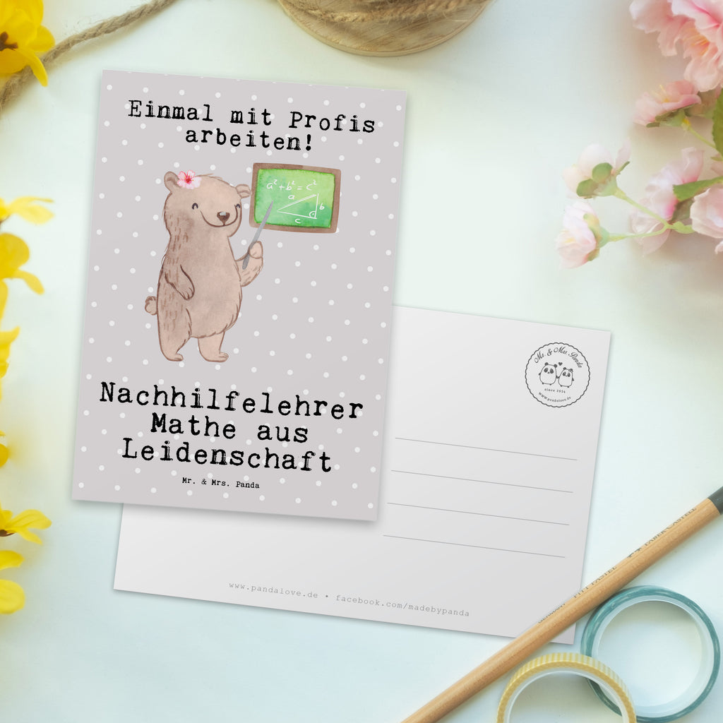 Postkarte Nachhilfelehrer Mathe aus Leidenschaft Geschenkkarte, Grußkarte, Karte, Einladung, Ansichtskarte, Geburtstagskarte, Einladungskarte, Dankeskarte, Beruf, Ausbildung, Jubiläum, Abschied, Rente, Kollege, Kollegin, Geschenk, Schenken, Arbeitskollege, Mitarbeiter, Firma, Danke, Dankeschön, Mathematik Nachhilfelehrer, Mathe Nachhilfe, Nachhilfeunterrricht