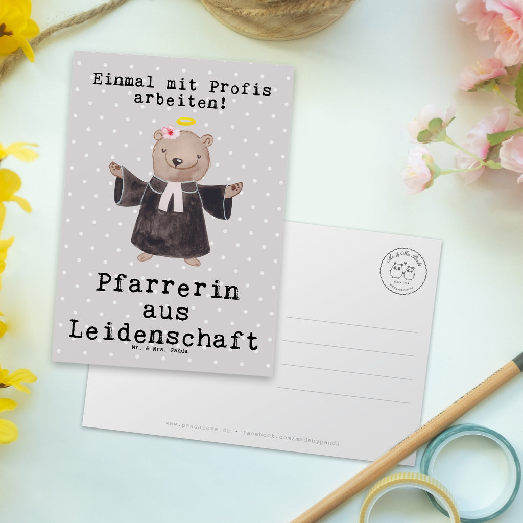 Postkarte Pfarrerin aus Leidenschaft Geschenkkarte, Grußkarte, Karte, Einladung, Ansichtskarte, Geburtstagskarte, Einladungskarte, Dankeskarte, Beruf, Ausbildung, Jubiläum, Abschied, Rente, Kollege, Kollegin, Geschenk, Schenken, Arbeitskollege, Mitarbeiter, Firma, Danke, Dankeschön, Pastorin, Dienerin Gottes<br />Geistliche, Pfarrerin, Predigerin<br />Priesterin, Theologin, Kirche