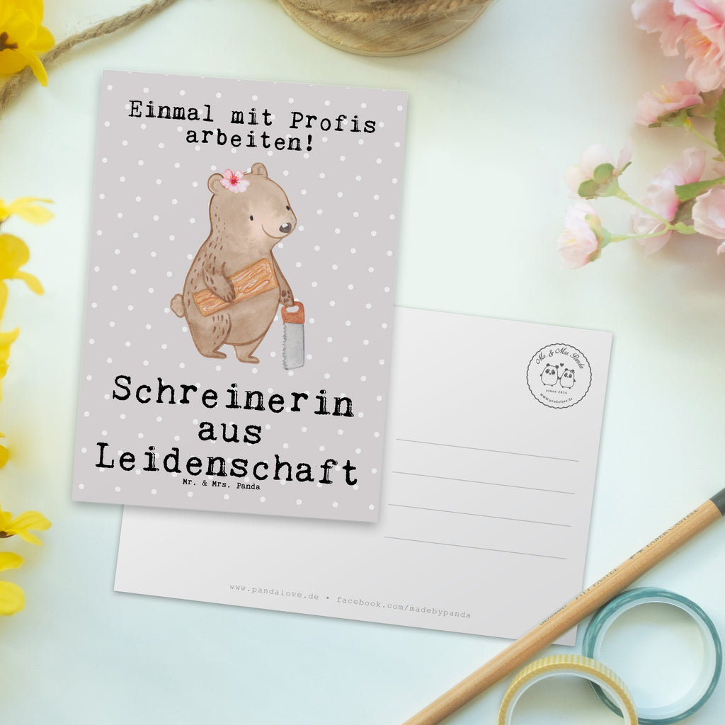 Postkarte Schreinerin aus Leidenschaft Geschenkkarte, Grußkarte, Karte, Einladung, Ansichtskarte, Geburtstagskarte, Einladungskarte, Dankeskarte, Beruf, Ausbildung, Jubiläum, Abschied, Rente, Kollege, Kollegin, Geschenk, Schenken, Arbeitskollege, Mitarbeiter, Firma, Danke, Dankeschön