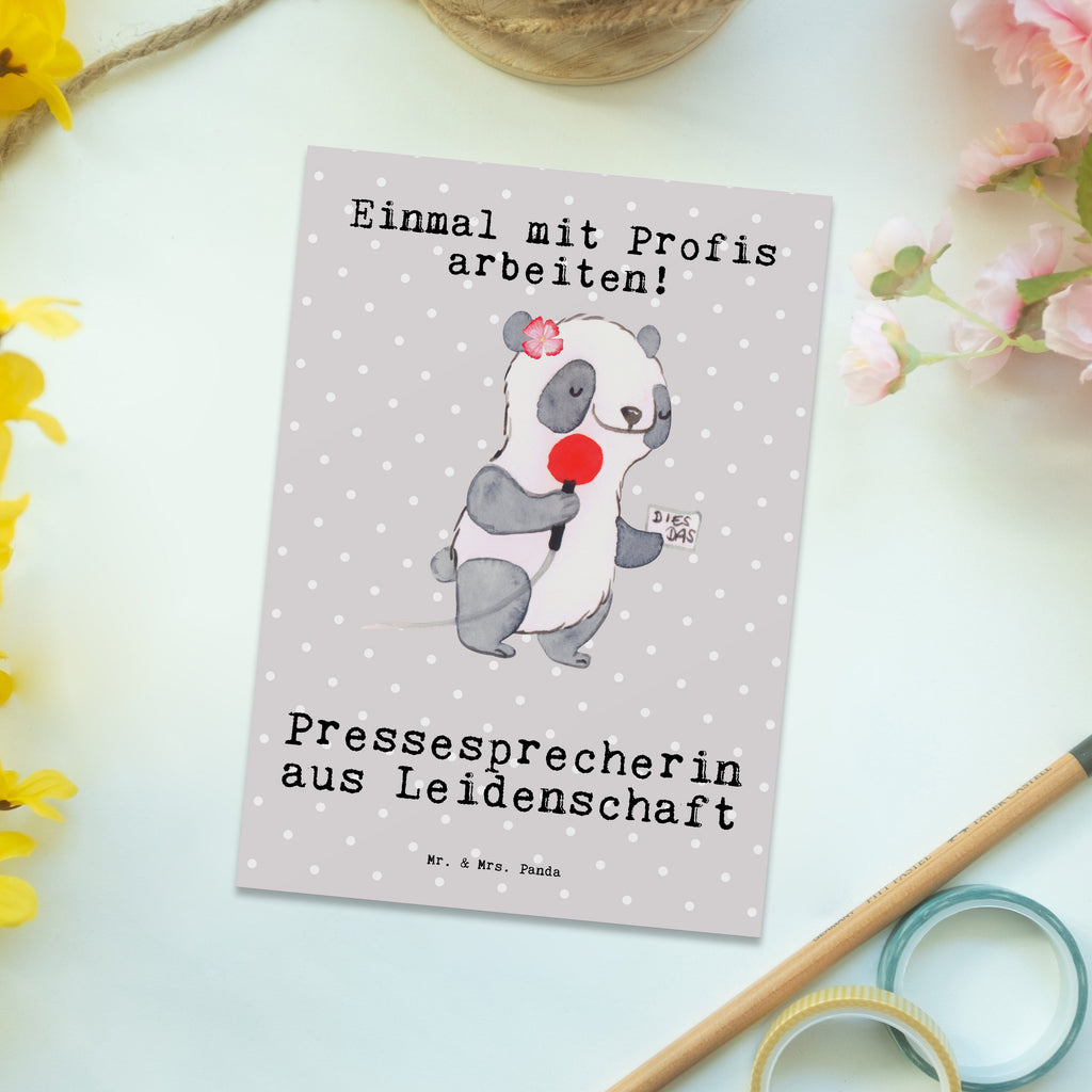 Postkarte Pressesprecherin aus Leidenschaft Geschenkkarte, Grußkarte, Karte, Einladung, Ansichtskarte, Geburtstagskarte, Einladungskarte, Dankeskarte, Beruf, Ausbildung, Jubiläum, Abschied, Rente, Kollege, Kollegin, Geschenk, Schenken, Arbeitskollege, Mitarbeiter, Firma, Danke, Dankeschön