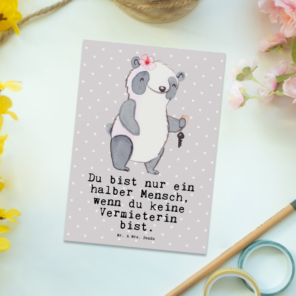 Postkarte Vermieterin mit Herz Geschenkkarte, Grußkarte, Karte, Einladung, Ansichtskarte, Geburtstagskarte, Einladungskarte, Beruf, Ausbildung, Jubiläum, Abschied, Rente, Kollege, Kollegin, Geschenk, Schenken, Arbeitskollege, Mitarbeiter, Firma, Danke, Dankeschön