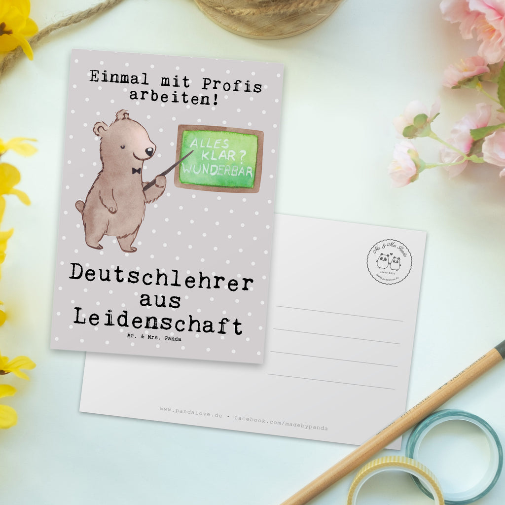 Postkarte Deutschlehrer aus Leidenschaft Geschenkkarte, Grußkarte, Karte, Einladung, Ansichtskarte, Geburtstagskarte, Einladungskarte, Dankeskarte, Beruf, Ausbildung, Jubiläum, Abschied, Rente, Kollege, Kollegin, Geschenk, Schenken, Arbeitskollege, Mitarbeiter, Firma, Danke, Dankeschön, Deutschlehrer, Deutschunterricht, Schule, Grundschule