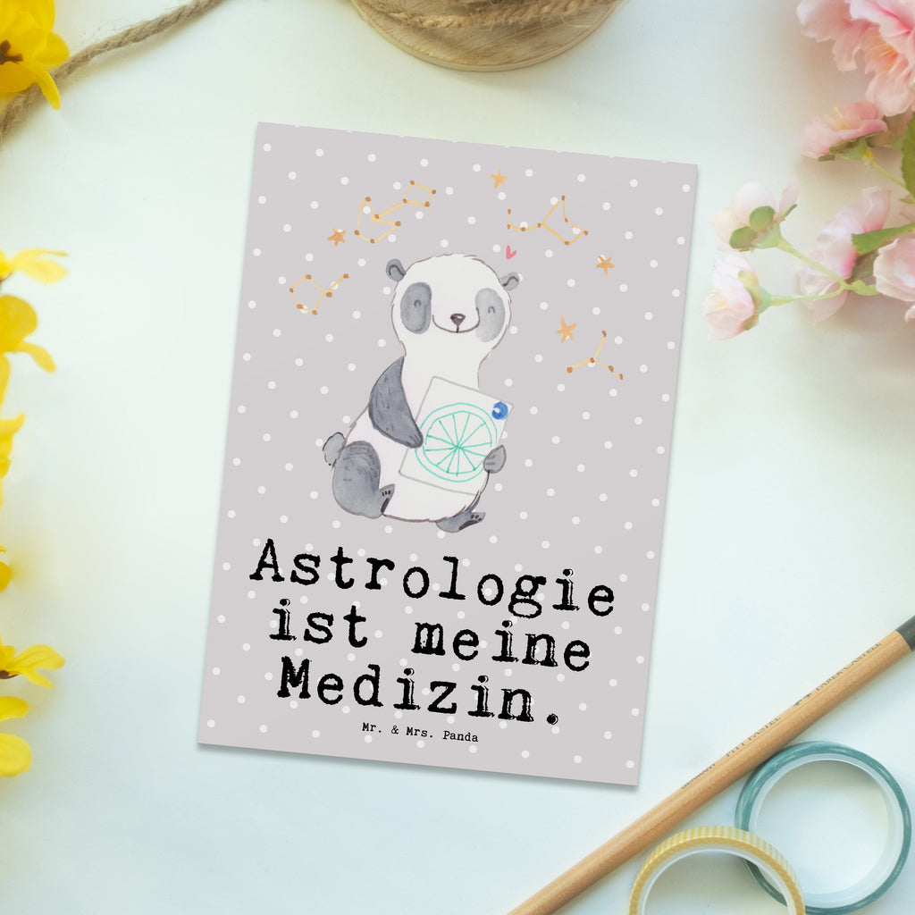 Postkarte Panda Astrologie Medizin Geschenkkarte, Grußkarte, Karte, Einladung, Ansichtskarte, Geburtstagskarte, Einladungskarte, Dankeskarte, Geschenk, Sport, Sportart, Hobby, Schenken, Danke, Dankeschön, Auszeichnung, Gewinn, Sportler, Astrologie, Horoskop, Sternbilder