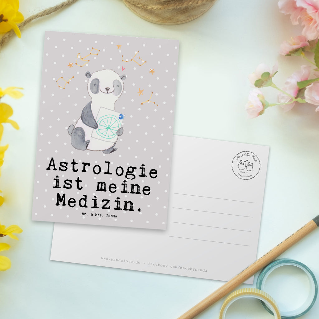 Postkarte Panda Astrologie Medizin Geschenkkarte, Grußkarte, Karte, Einladung, Ansichtskarte, Geburtstagskarte, Einladungskarte, Dankeskarte, Geschenk, Sport, Sportart, Hobby, Schenken, Danke, Dankeschön, Auszeichnung, Gewinn, Sportler, Astrologie, Horoskop, Sternbilder