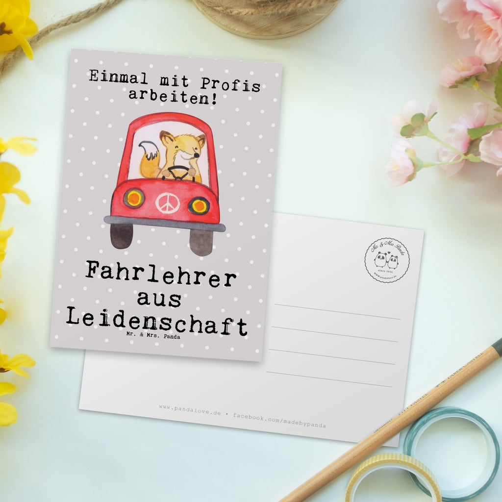 Postkarte Fahrlehrer aus Leidenschaft Geschenkkarte, Grußkarte, Karte, Einladung, Ansichtskarte, Geburtstagskarte, Einladungskarte, Dankeskarte, Beruf, Ausbildung, Jubiläum, Abschied, Rente, Kollege, Kollegin, Geschenk, Schenken, Arbeitskollege, Mitarbeiter, Firma, Danke, Dankeschön, Fahrlehrer, Fahrschule, Fahrschullehrer