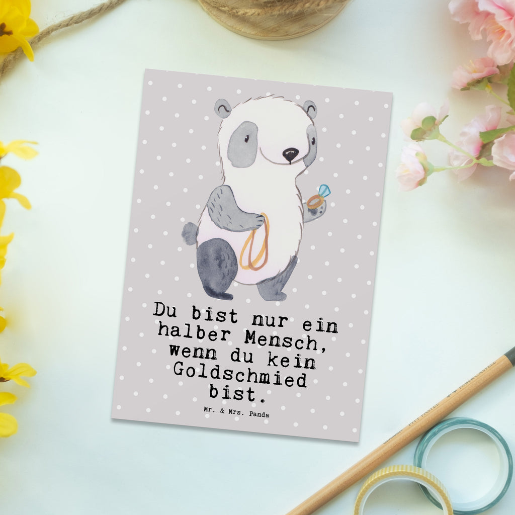 Postkarte Goldschmied mit Herz Geschenkkarte, Grußkarte, Karte, Einladung, Ansichtskarte, Geburtstagskarte, Einladungskarte, Dankeskarte, Beruf, Ausbildung, Jubiläum, Abschied, Rente, Kollege, Kollegin, Geschenk, Schenken, Arbeitskollege, Mitarbeiter, Firma, Danke, Dankeschön, Juwelier, Goldschmied, Schmied, Schmuckwarenhändler, Schmuckgeschäft, Eröffnung