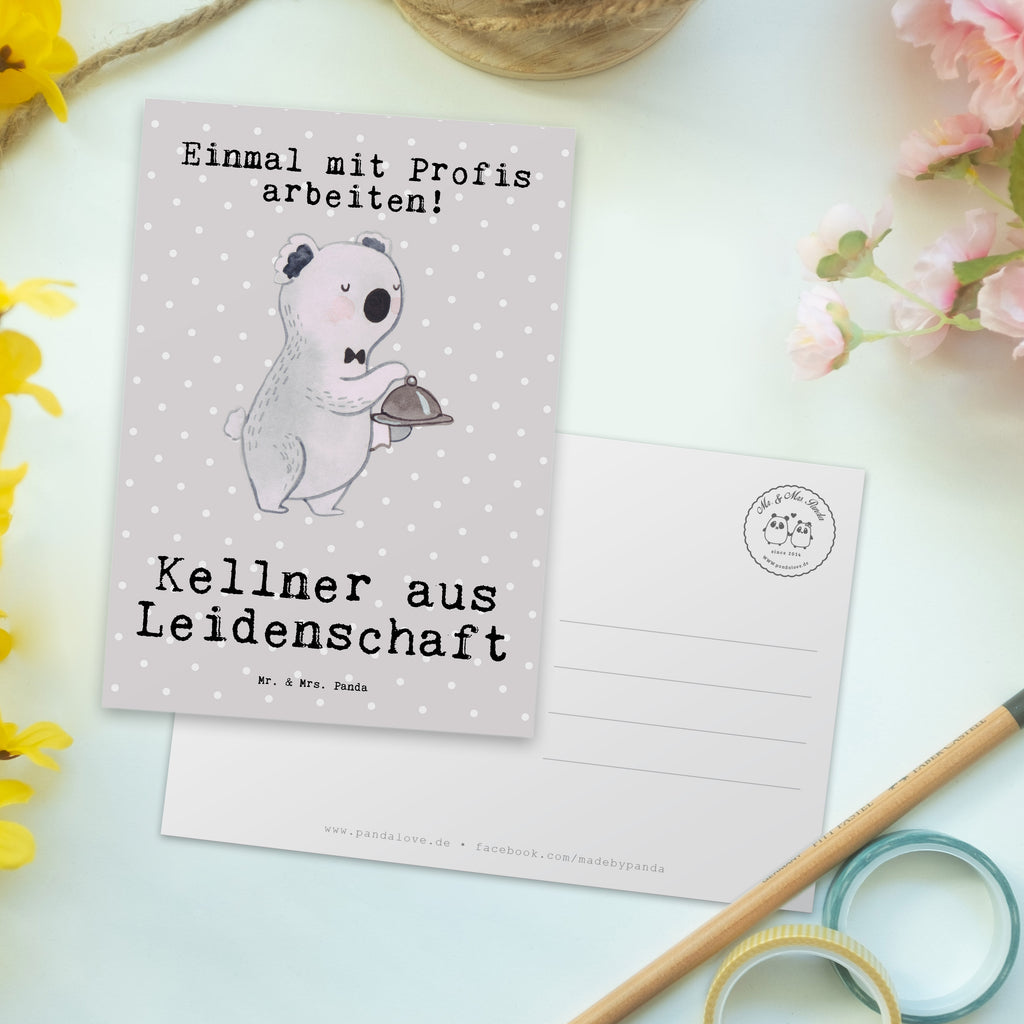 Postkarte Kellner aus Leidenschaft Geschenkkarte, Grußkarte, Karte, Einladung, Ansichtskarte, Geburtstagskarte, Einladungskarte, Dankeskarte, Beruf, Ausbildung, Jubiläum, Abschied, Rente, Kollege, Kollegin, Geschenk, Schenken, Arbeitskollege, Mitarbeiter, Firma, Danke, Dankeschön, Kellner, Servicekraft, Restaurant, Ober