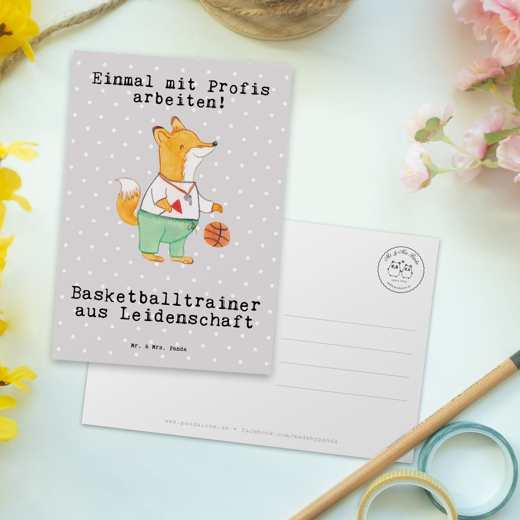 Postkarte Basketballtrainer aus Leidenschaft Geschenkkarte, Grußkarte, Karte, Einladung, Ansichtskarte, Geburtstagskarte, Einladungskarte, Beruf, Ausbildung, Jubiläum, Abschied, Rente, Kollege, Kollegin, Geschenk, Schenken, Arbeitskollege, Mitarbeiter, Firma, Danke, Dankeschön, Basketballtrainer, Basketball, Sport, Ballsport, Basketballcoach, Basketballer, Verein