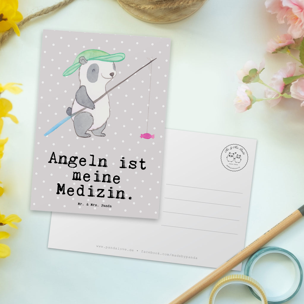 Postkarte Panda Angeln Medizin Geschenkkarte, Grußkarte, Karte, Einladung, Ansichtskarte, Geburtstagskarte, Einladungskarte, Dankeskarte, Geschenk, Sport, Sportart, Hobby, Schenken, Danke, Dankeschön, Auszeichnung, Gewinn, Sportler, angeln, Angelsport, Angelverein, Angler, angeln gehen, Hobbyangler