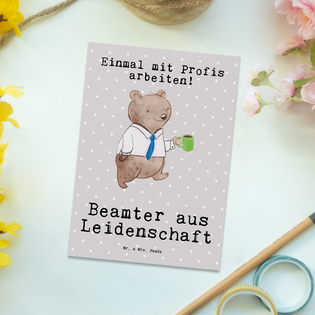 Postkarte Beamter aus Leidenschaft Geschenkkarte, Grußkarte, Karte, Einladung, Ansichtskarte, Geburtstagskarte, Einladungskarte, Beruf, Ausbildung, Jubiläum, Abschied, Rente, Kollege, Kollegin, Geschenk, Schenken, Arbeitskollege, Mitarbeiter, Firma, Danke, Dankeschön, Beamter, Verbeamtung, Beamtentum, öffentlicher Dienst, Studium, Amt