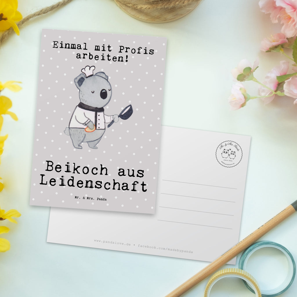 Postkarte Beikoch aus Leidenschaft Geschenkkarte, Grußkarte, Karte, Einladung, Ansichtskarte, Geburtstagskarte, Einladungskarte, Dankeskarte, Beruf, Ausbildung, Jubiläum, Abschied, Rente, Kollege, Kollegin, Geschenk, Schenken, Arbeitskollege, Mitarbeiter, Firma, Danke, Dankeschön, Beikoch, Spülhilfe, Hilfskoch, Jungkoch, Küchenhilfe, Gastronomie, Restaurant, Koch