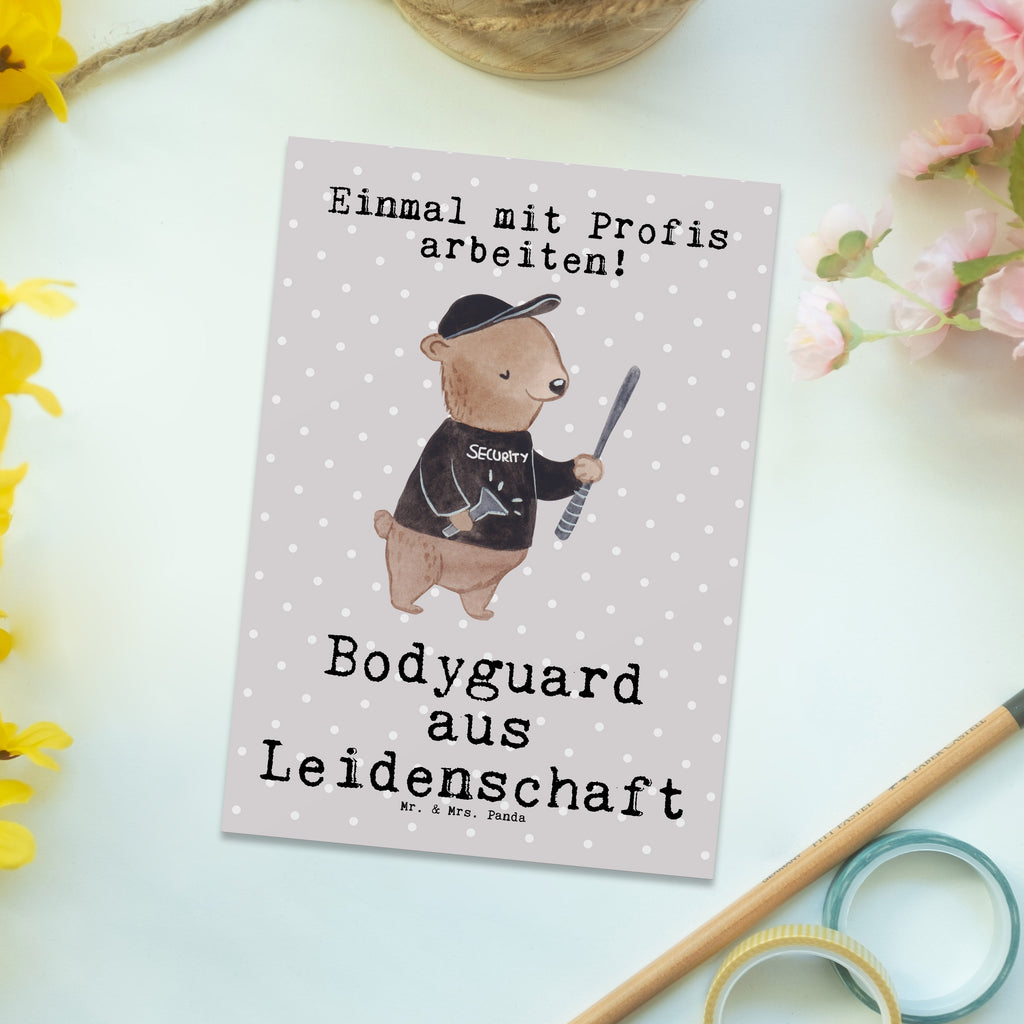 Postkarte Bodyguard aus Leidenschaft Geschenkkarte, Grußkarte, Karte, Einladung, Ansichtskarte, Geburtstagskarte, Einladungskarte, Dankeskarte, Beruf, Ausbildung, Jubiläum, Abschied, Rente, Kollege, Kollegin, Geschenk, Schenken, Arbeitskollege, Mitarbeiter, Firma, Danke, Dankeschön, Bodyguard, Personenschützer