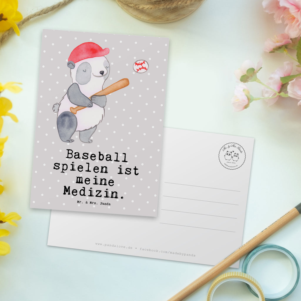 Postkarte Panda Baseball spielen Medizin Geschenkkarte, Grußkarte, Karte, Einladung, Ansichtskarte, Geburtstagskarte, Einladungskarte, Dankeskarte, Geschenk, Sport, Sportart, Hobby, Schenken, Danke, Dankeschön, Auszeichnung, Gewinn, Sportler, Baseball spielen, Baseball Spielen, Baseball Match, Ballsport, Baseballplatz, Baseballverein