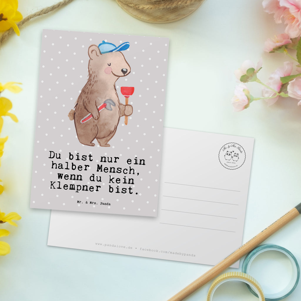 Postkarte Klempner mit Herz Geschenkkarte, Grußkarte, Karte, Einladung, Ansichtskarte, Geburtstagskarte, Einladungskarte, Beruf, Ausbildung, Jubiläum, Abschied, Rente, Kollege, Kollegin, Geschenk, Schenken, Arbeitskollege, Mitarbeiter, Firma, Danke, Dankeschön, Klempner, Handwerker, Installateur, Meister, Gesellenprüfung, Fachbetrieb, Bauklempner, Sanitärinstallationen