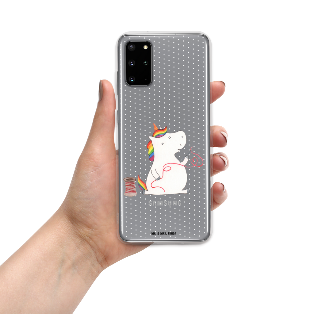 Handyhülle Einhorn Näherin Handyhülle, Handycover, Transparente Handyhülle, Flexible Handyhülle, Handyschutz, Transparent, Durchsichtig, Schutzhülle für Handy, Stilvolle Handyhülle, Robuste Handyhülle, Schutz vor Kratzern, Schützende Handyhülle, Einhorn, Einhörner, Einhorn Deko, Pegasus, Unicorn, Näherin, nähen, Mädchen, Freundin, Häkeln, Stricken, basteln, Nähzimmer