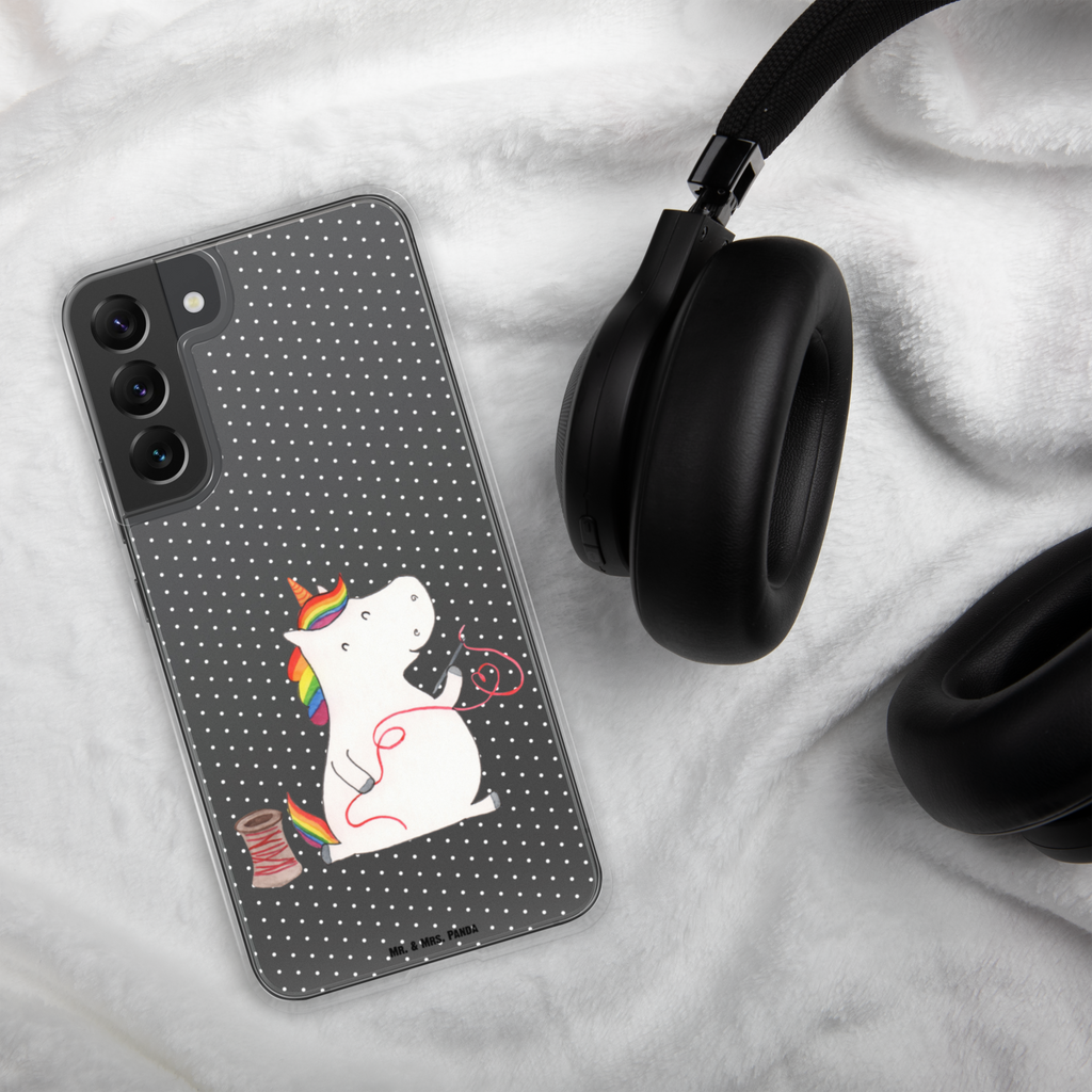 Handyhülle Einhorn Näherin Handyhülle, Handycover, Transparente Handyhülle, Flexible Handyhülle, Handyschutz, Transparent, Durchsichtig, Schutzhülle für Handy, Stilvolle Handyhülle, Robuste Handyhülle, Schutz vor Kratzern, Schützende Handyhülle, Einhorn, Einhörner, Einhorn Deko, Pegasus, Unicorn, Näherin, nähen, Mädchen, Freundin, Häkeln, Stricken, basteln, Nähzimmer