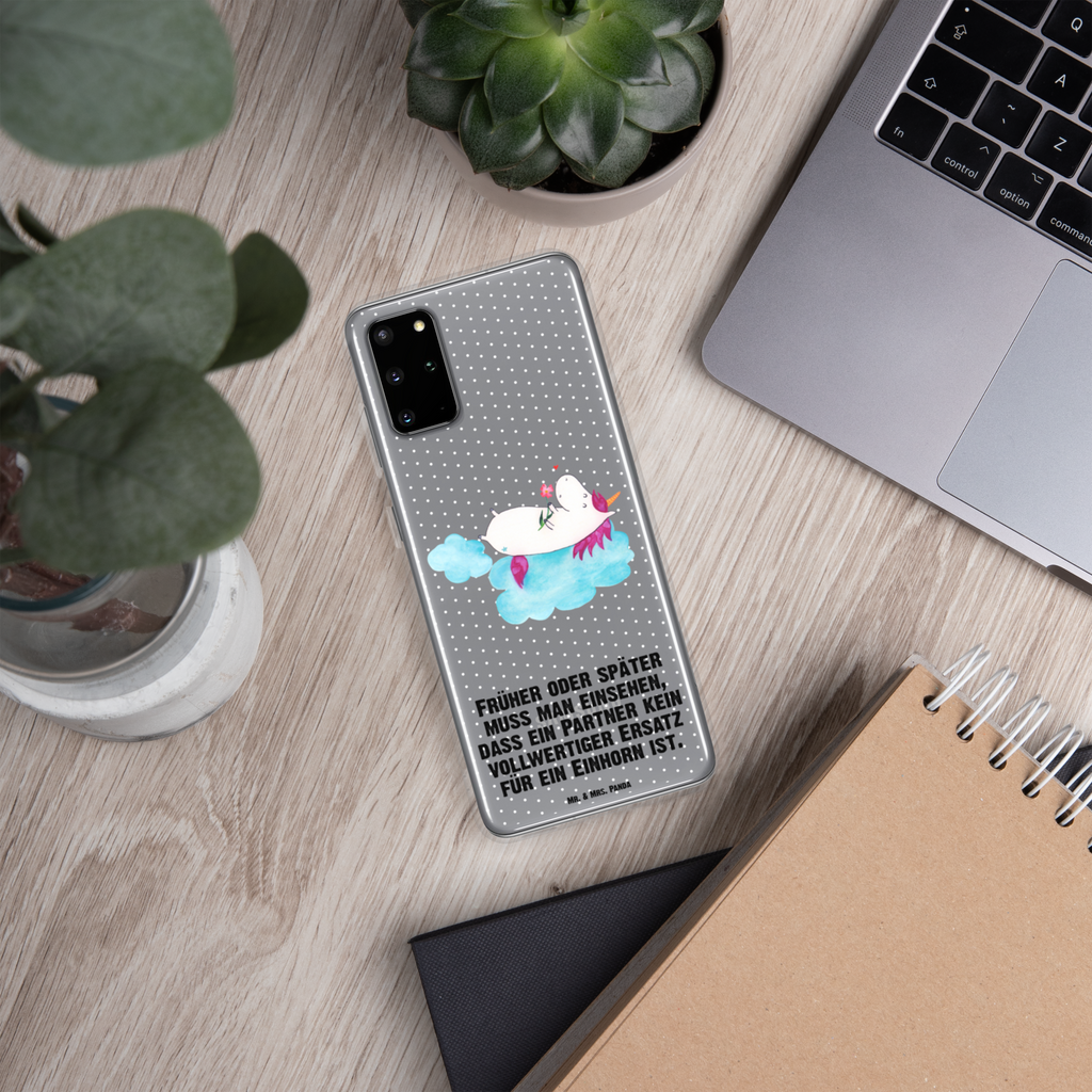 Handyhülle Einhorn verliebt auf Wolke Einhorn, Einhörner, Unicorn, verliebt, Liebe, Liebesbeweis, Freundin, Wolke Handyhülle, Handycover, Transparente Handyhülle, Flexible Handyhülle, Handyschutz, Transparent, Durchsichtig, Schutzhülle für Handy, Stilvolle Handyhülle, Robuste Handyhülle, Schutz vor Kratzern, Schützende Handyhülle  Einhorn, Einhörner, Einhorn Deko, Pegasus, Unicorn