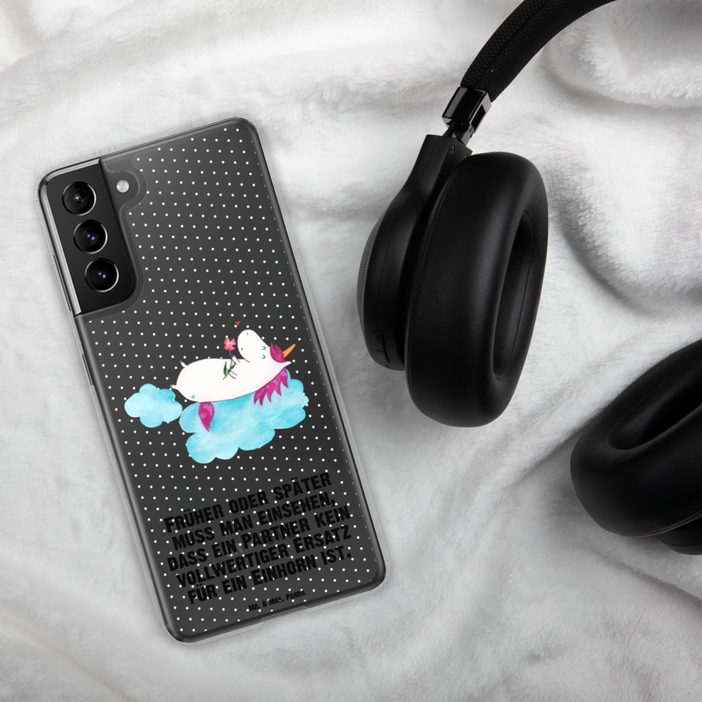 Handyhülle Einhorn verliebt auf Wolke Einhorn, Einhörner, Unicorn, verliebt, Liebe, Liebesbeweis, Freundin, Wolke Handyhülle, Handycover, Transparente Handyhülle, Flexible Handyhülle, Handyschutz, Transparent, Durchsichtig, Schutzhülle für Handy, Stilvolle Handyhülle, Robuste Handyhülle, Schutz vor Kratzern, Schützende Handyhülle  Einhorn, Einhörner, Einhorn Deko, Pegasus, Unicorn