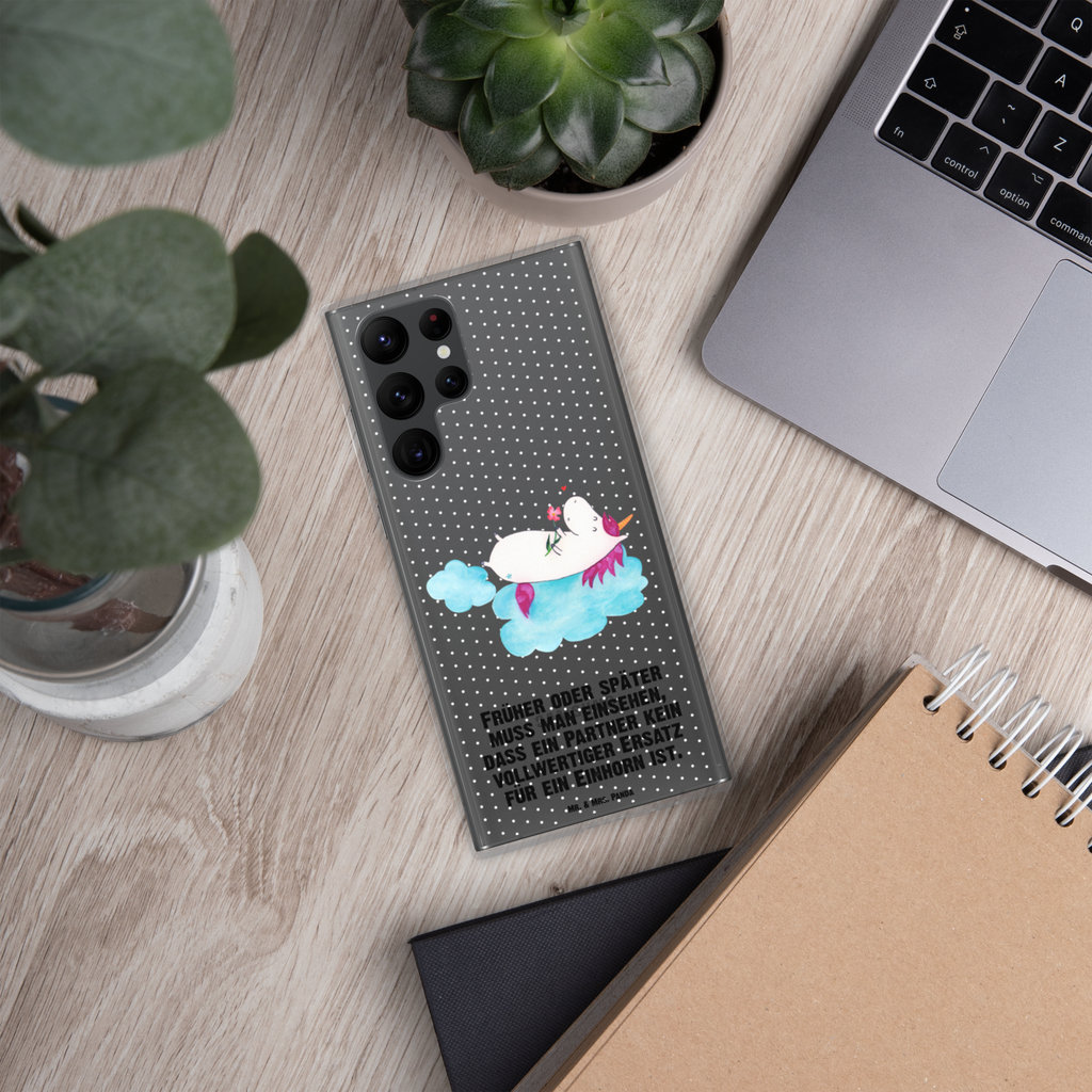 Handyhülle Einhorn verliebt auf Wolke Einhorn, Einhörner, Unicorn, verliebt, Liebe, Liebesbeweis, Freundin, Wolke Handyhülle, Handycover, Transparente Handyhülle, Flexible Handyhülle, Handyschutz, Transparent, Durchsichtig, Schutzhülle für Handy, Stilvolle Handyhülle, Robuste Handyhülle, Schutz vor Kratzern, Schützende Handyhülle  Einhorn, Einhörner, Einhorn Deko, Pegasus, Unicorn