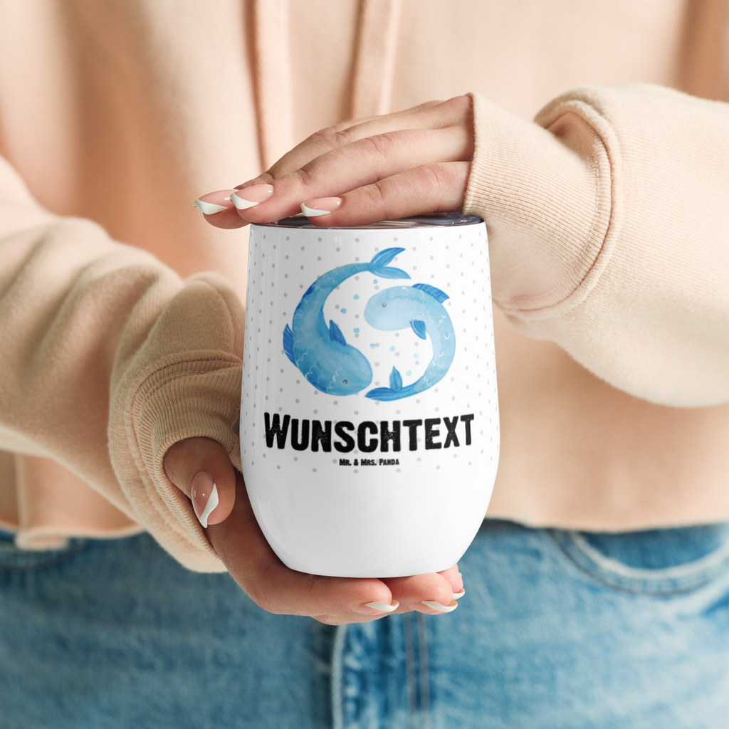 Personalisierter Weinbecher Sternzeichen Fische Personalisierter Weinbecher, Personalisierter Glühwein Becher, Heißgetränke, Personalisierter Trinkbecher, Personalisierter Weinkelch, Personalisiertes Weingläser, hochwertiger Weinbecher, Weinbecher Reisen, Weinbecher unterwegs, Personalisertes Sommerglas, mit Namen, Wunschtext, Personalisierung, selbst bedrucken, Personalisiertes Weinglas, Tierkreiszeichen, Sternzeichen, Horoskop, Astrologie, Aszendent, Fisch, Fische Geschenk, Fische Sternzeichen, Fische Sternbild, Geschenk Februar, Geschenk März, Geburtstag Februar, Geburtstag März