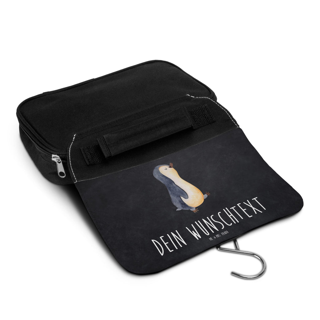Personalisierter Kulturbeutel Pinguin marschierend Personalisierter Kulturbeutel, Personalisierte Waschtasche, Personalisierte Kosmetiktasche, Damen, Herren, Personalisierte Aufbewahrungstasche, Personalisierte Schminktasche, Personalisierter Kosmetikbeutel, Personalisierter Organizer, Personalisierte Kulturtasche, Personalisierte Schminkutensil, Personalisierung, Wunschtext, Wunschname, Selbst bedrucken, Kulturbeutel mit Namen, Pinguin, Pinguine, Frühaufsteher, Langschläfer, Bruder, Schwester, Familie
