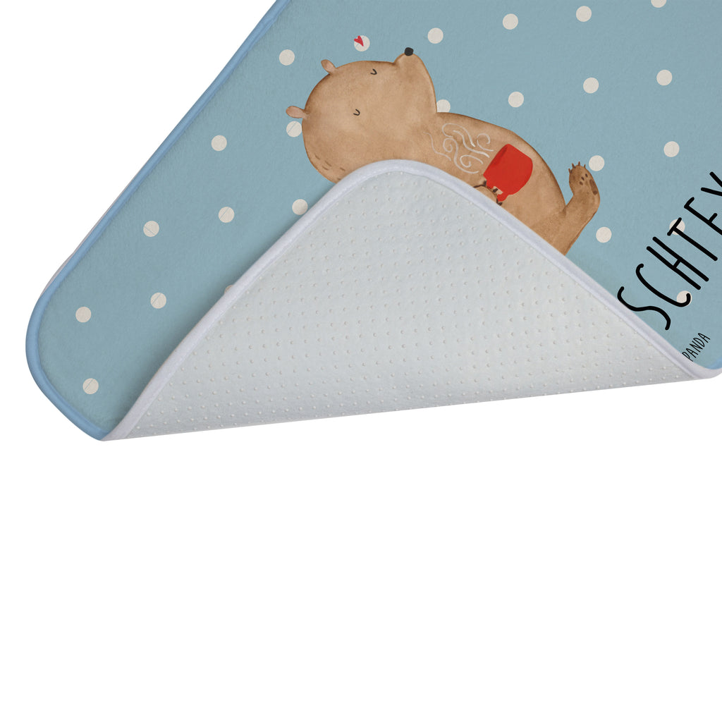 Personalisierter Badvorleger Bär Kaffee Personalisierte Badematte, Personalisierter Badteppich, Personalisierter Duschvorleger, Personalisierter Badezimmerteppich, Personalisierter Badezimmermatte, Personalisierter Badvorleger, Personalisierter Duschmatte, Personalisierter Duschteppich, Badematte mit Namen, Badteppich mit Namen, Duschvorleger mit Namen, Badezimmerteppich mit Namen, Badezimmermatte mit Namen, Badvorleger mit Namen, Duschmatte mit Namen, Duschteppich mit Namen, Wunschtext, Badvorleger selbst bedrucken, Wunschname, Personalisieren, Bär, Teddy, Teddybär, Kaffee, Coffee, Bären, guten Morgen, Morgenroutine, Welt erobern, Welt retten, Motivation
