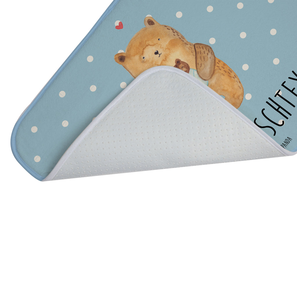 Personalisierter Badvorleger Bär mit Baby Personalisierte Badematte, Personalisierter Badteppich, Personalisierter Duschvorleger, Personalisierter Badezimmerteppich, Personalisierter Badezimmermatte, Personalisierter Badvorleger, Personalisierter Duschmatte, Personalisierter Duschteppich, Badematte mit Namen, Badteppich mit Namen, Duschvorleger mit Namen, Badezimmerteppich mit Namen, Badezimmermatte mit Namen, Badvorleger mit Namen, Duschmatte mit Namen, Duschteppich mit Namen, Wunschtext, Badvorleger selbst bedrucken, Wunschname, Personalisieren, Bär, Teddy, Teddybär, Eltern, Mutter, Baby, Taufe, Geburt, Nichte, Neffe, Enkel, Enkelin, Täufling, Geburtstag, Glückwunsch
