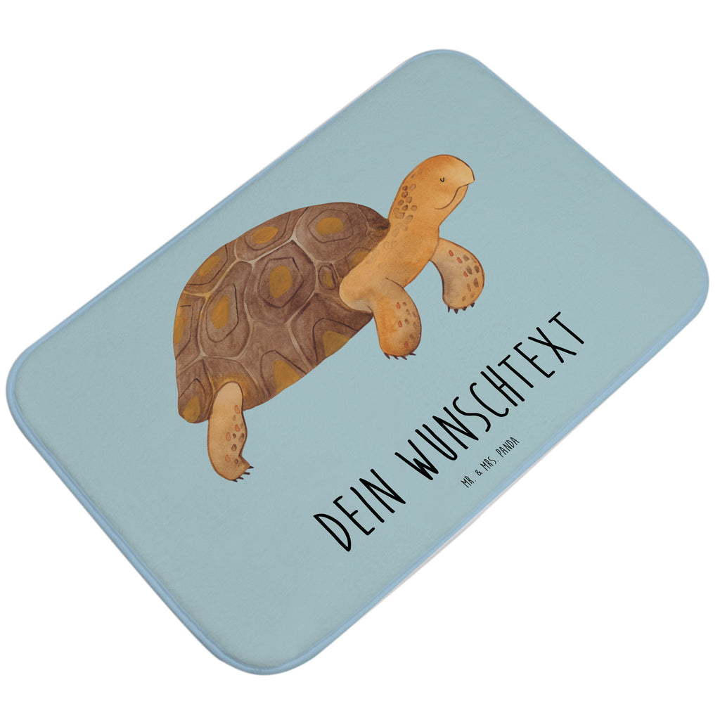 Personalisierter Badvorleger Schildkröte marschiert Personalisierte Badematte, Personalisierter Badteppich, Personalisierter Duschvorleger, Personalisierter Badezimmerteppich, Personalisierter Badezimmermatte, Personalisierter Badvorleger, Personalisierter Duschmatte, Personalisierter Duschteppich, Badematte mit Namen, Badteppich mit Namen, Duschvorleger mit Namen, Badezimmerteppich mit Namen, Badezimmermatte mit Namen, Badvorleger mit Namen, Duschmatte mit Namen, Duschteppich mit Namen, Wunschtext, Badvorleger selbst bedrucken, Wunschname, Personalisieren, Meerestiere, Meer, Urlaub, Schildkröte, Schildkröten, get lost, Abenteuer, Reiselust, Inspiration, Neustart, Motivation, Lieblingsmensch