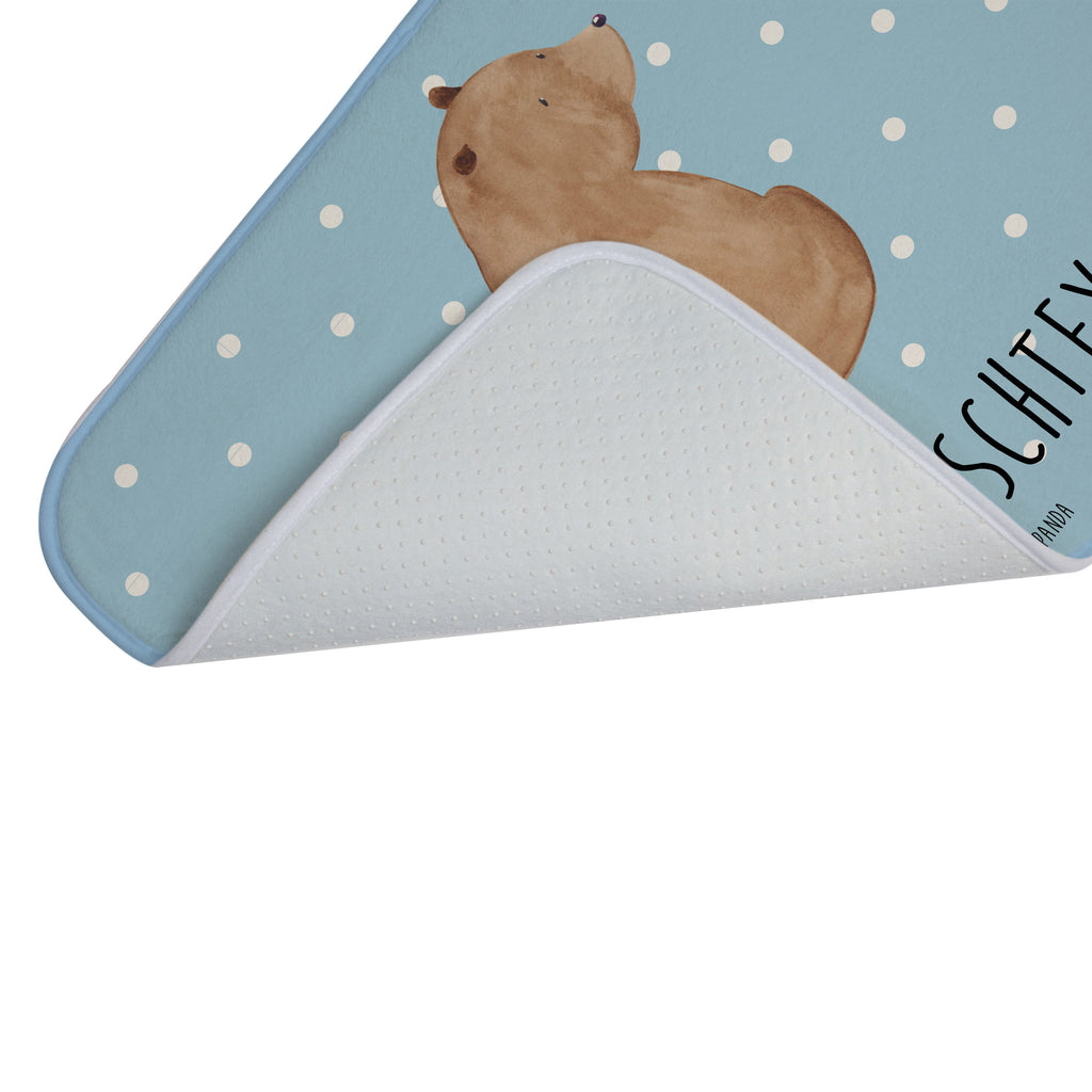 Personalisierter Badvorleger Bär Schulterblick Personalisierte Badematte, Personalisierter Badteppich, Personalisierter Duschvorleger, Personalisierter Badezimmerteppich, Personalisierter Badezimmermatte, Personalisierter Badvorleger, Personalisierter Duschmatte, Personalisierter Duschteppich, Badematte mit Namen, Badteppich mit Namen, Duschvorleger mit Namen, Badezimmerteppich mit Namen, Badezimmermatte mit Namen, Badvorleger mit Namen, Duschmatte mit Namen, Duschteppich mit Namen, Wunschtext, Badvorleger selbst bedrucken, Wunschname, Personalisieren, Bär, Teddy, Teddybär, Selbstachtung, Weltansicht, Motivation, Bären, Bärenliebe, Weisheit