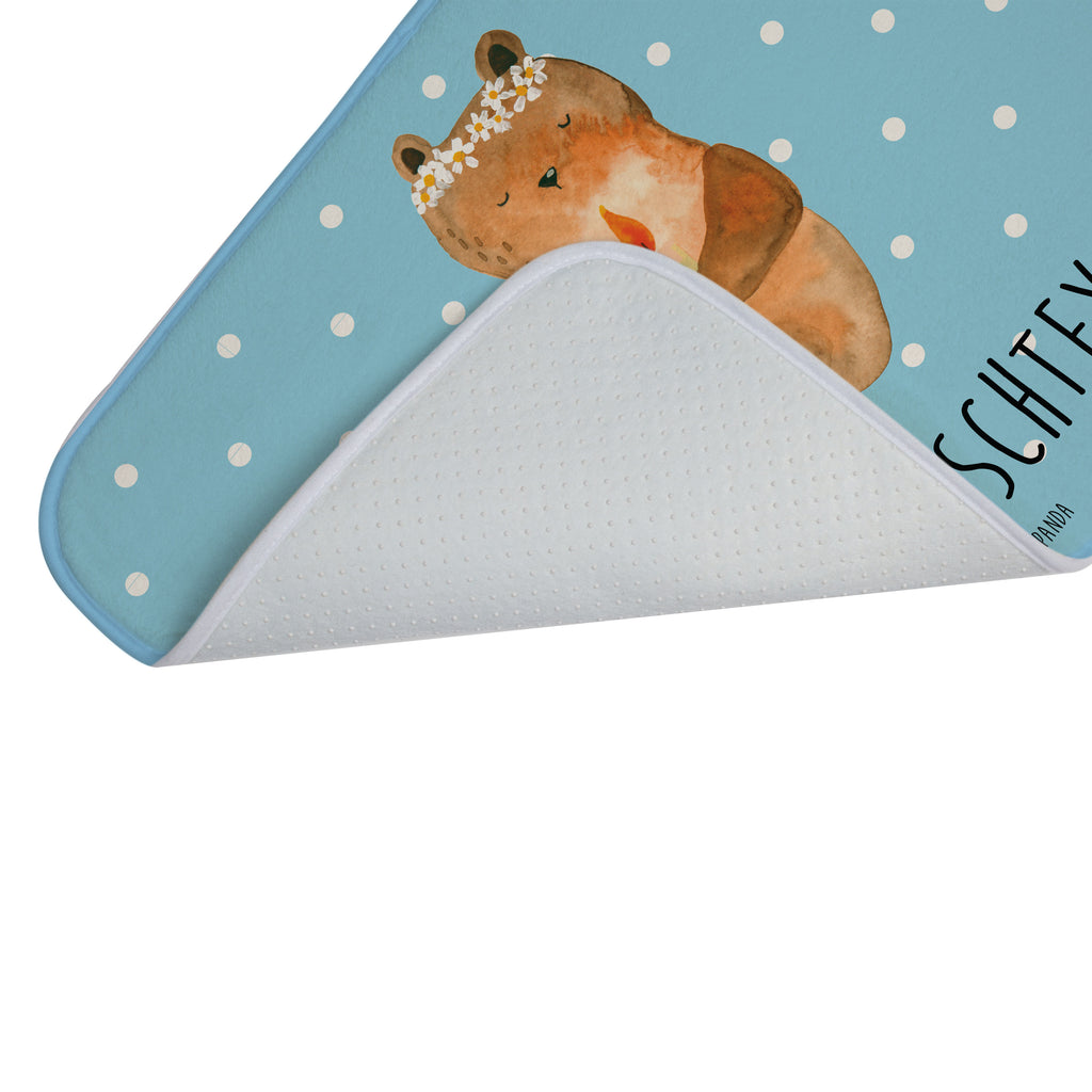 Personalisierter Badvorleger Kommunion-Bär Personalisierte Badematte, Personalisierter Badteppich, Personalisierter Duschvorleger, Personalisierter Badezimmerteppich, Personalisierter Badezimmermatte, Personalisierter Badvorleger, Personalisierter Duschmatte, Personalisierter Duschteppich, Badematte mit Namen, Badteppich mit Namen, Duschvorleger mit Namen, Badezimmerteppich mit Namen, Badezimmermatte mit Namen, Badvorleger mit Namen, Duschmatte mit Namen, Duschteppich mit Namen, Wunschtext, Badvorleger selbst bedrucken, Wunschname, Personalisieren, Bär, Teddy, Teddybär, Kommunion, Gottes Segen, Taufkerze, katholisch